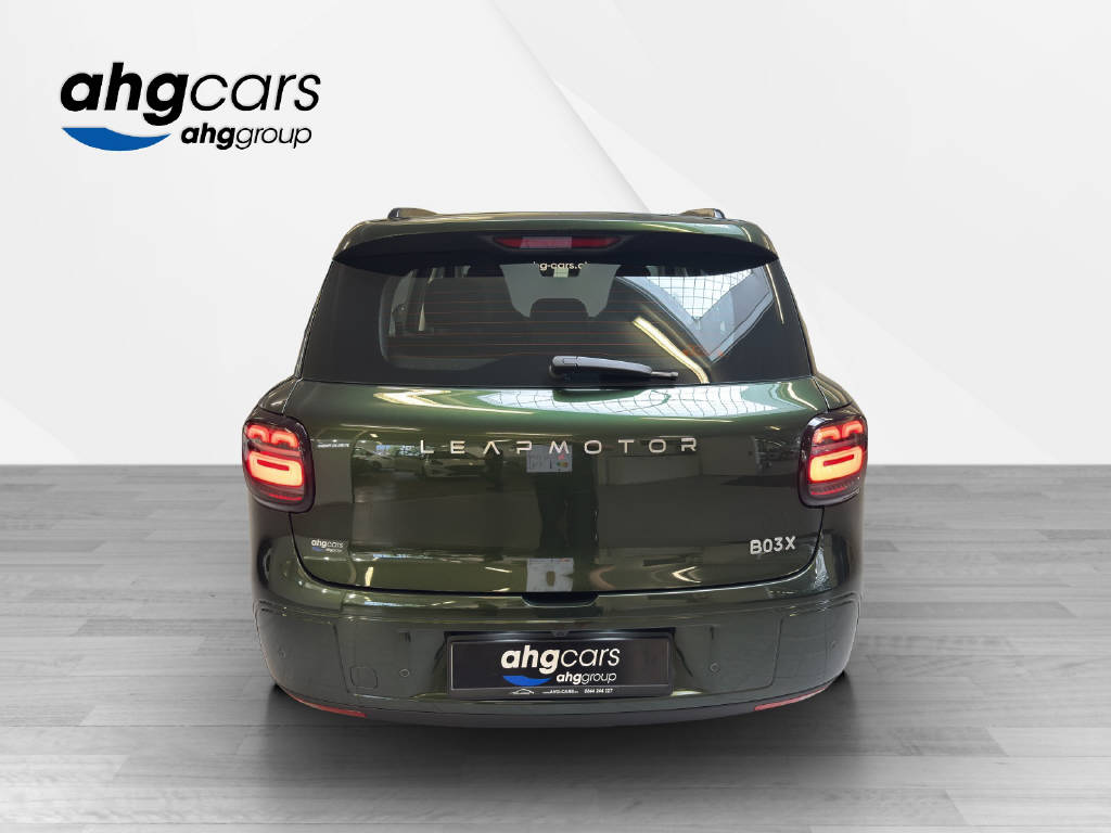 LEAPMOTOR B03X EV-showroom-element-3