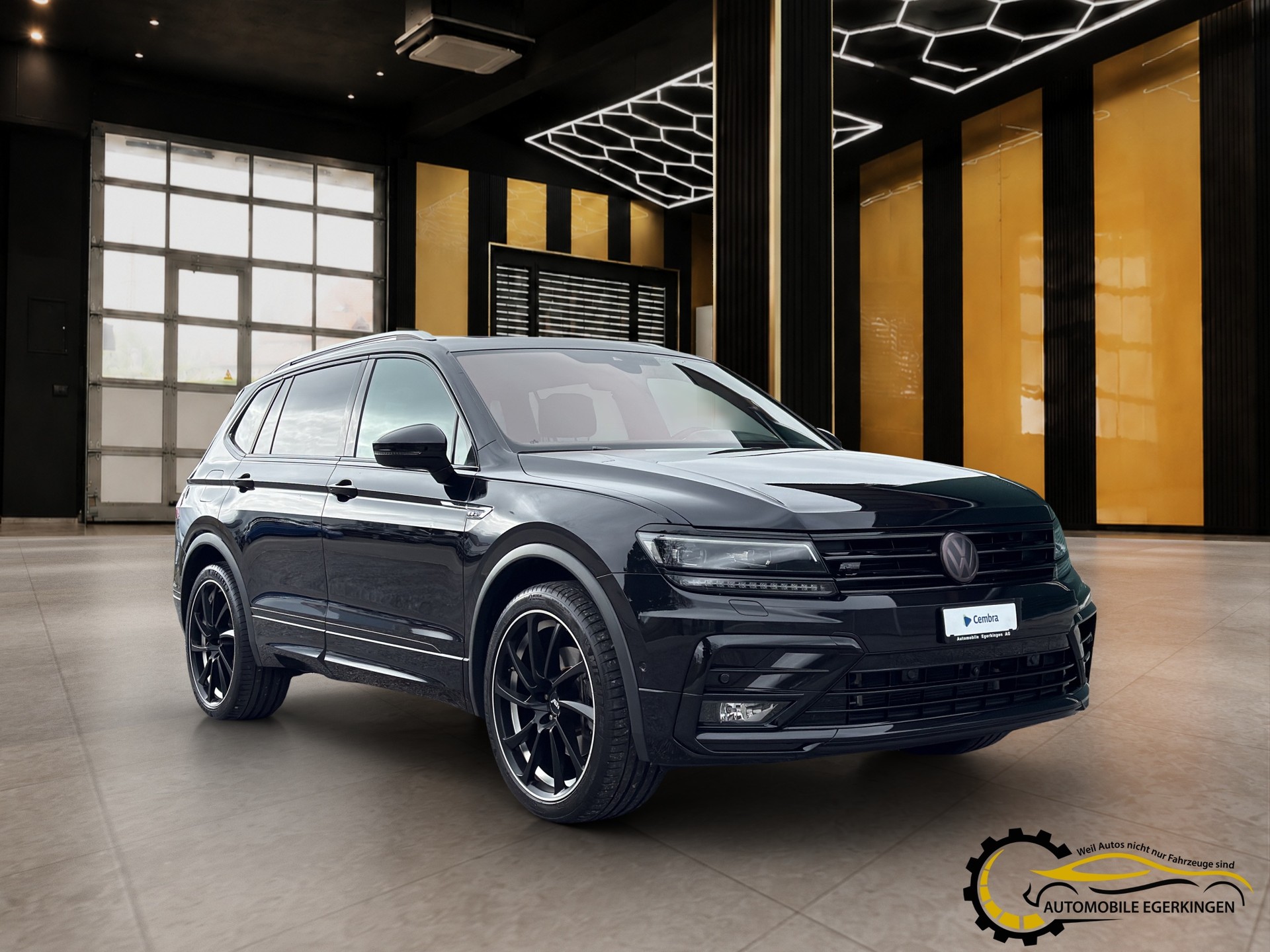 VW Tiguan Allspace 2.0 TSI Highline R-Line DSG-showroom-element-2