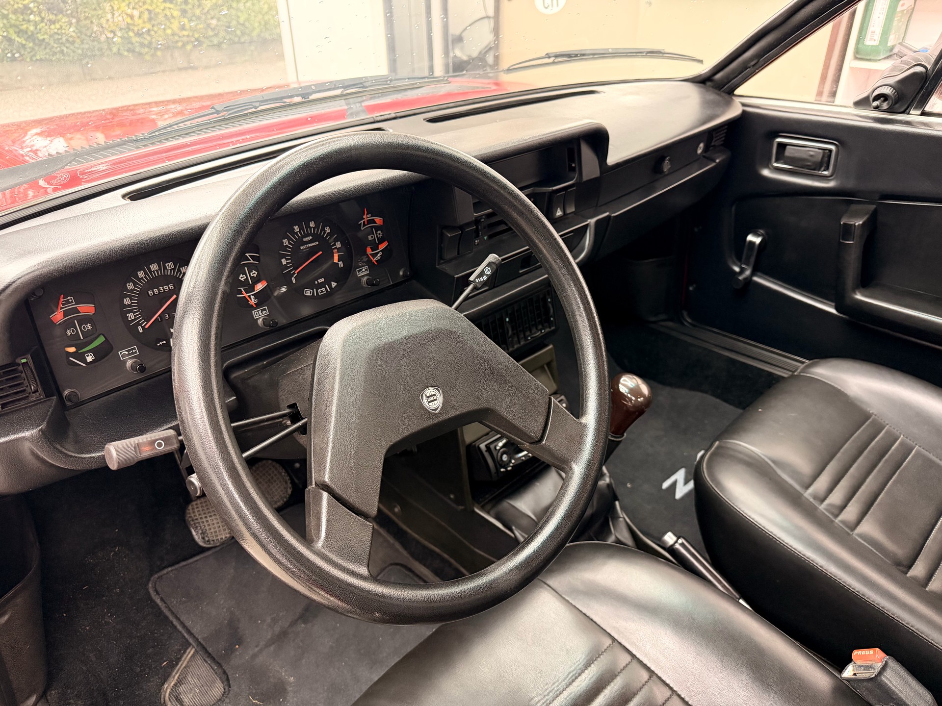 LANCIA Beta 2000 Coupé Inj.-image-9