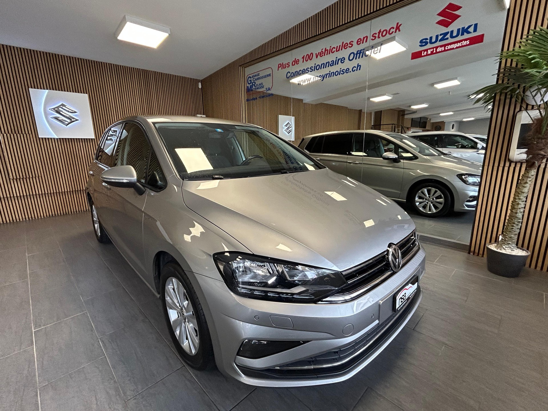 VW Golf VII Sportsvan 1.5 TSI 150 Comfortline DSG-showroom-element-1