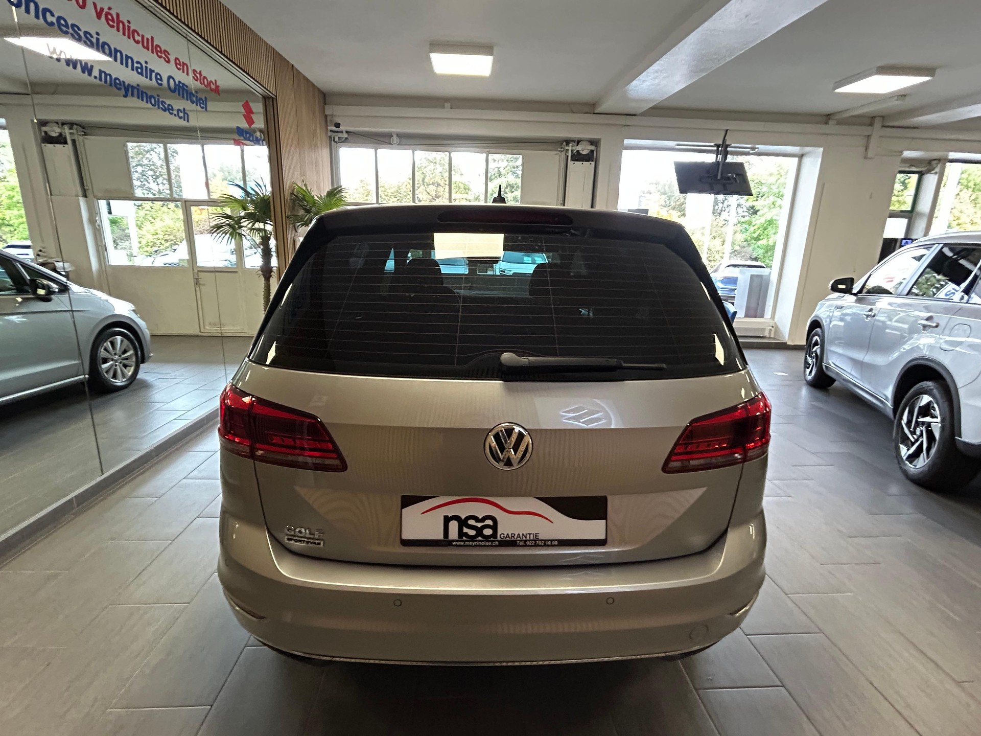 VW Golf VII Sportsvan 1.5 TSI 150 Comfortline DSG-image-5