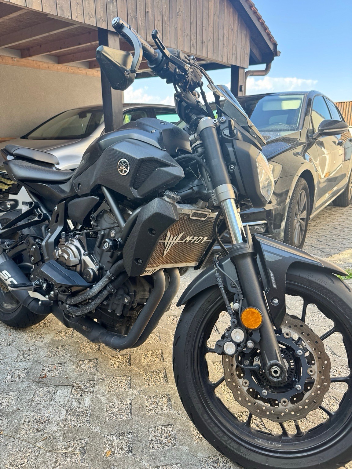 YAMAHA MT-07-image-1