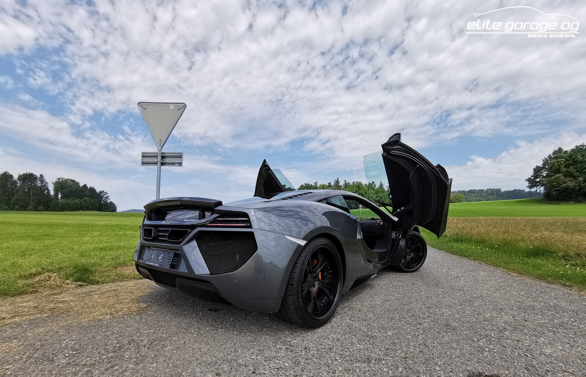 McLAREN MP4-12C FAB TERSO Coupé 3.8 V8 SSG-image-5