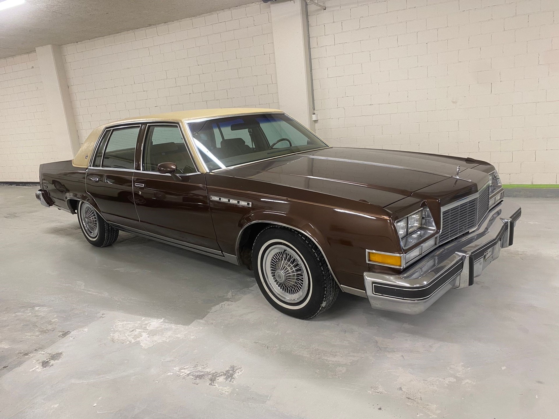 BUICK Electra 225-image-2