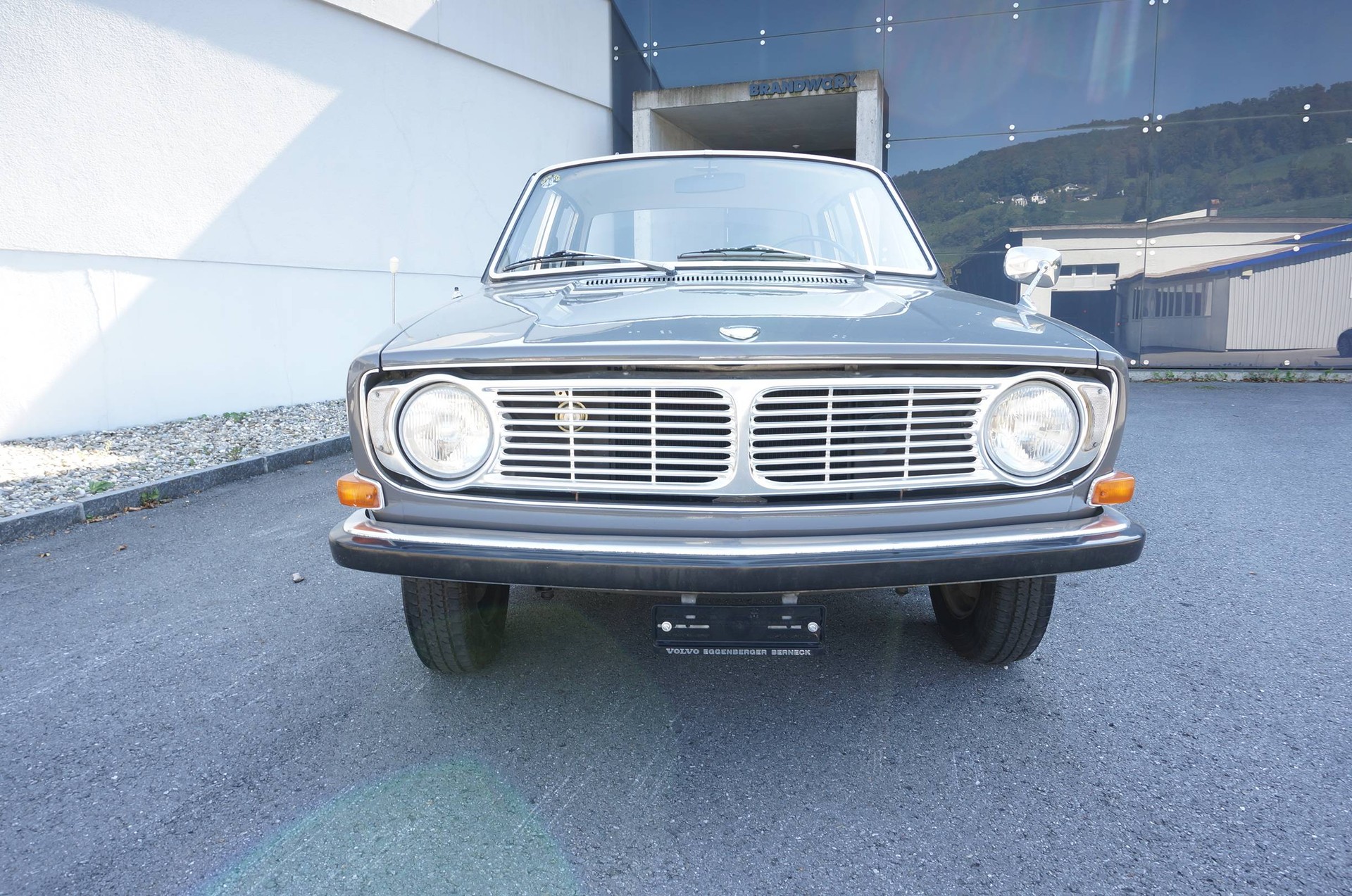 VOLVO 144-image-4