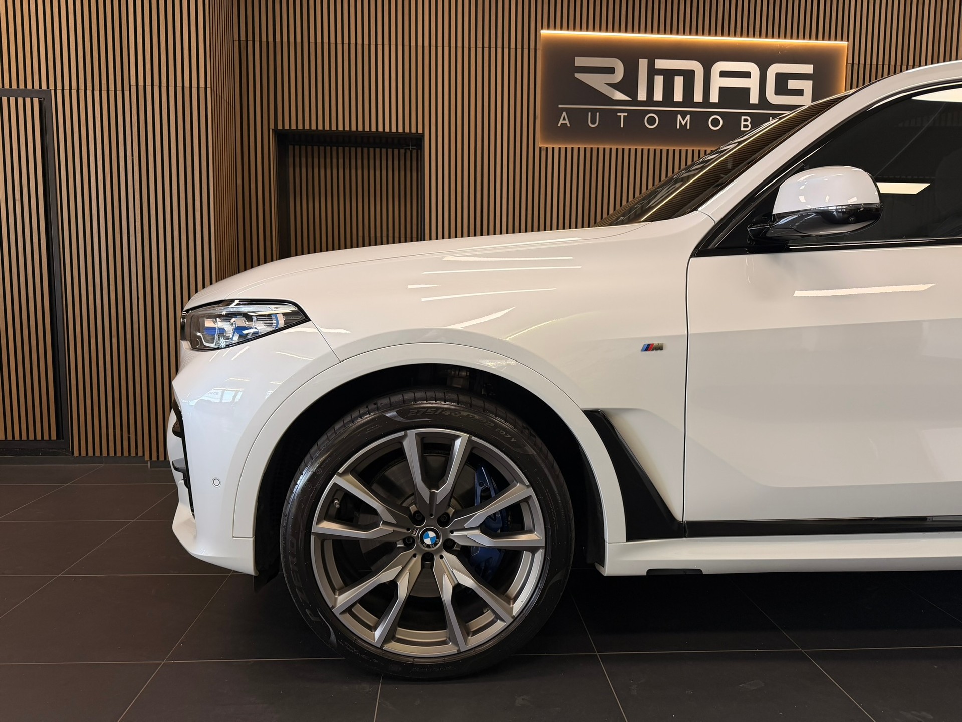 BMW X7 xDrive M50d Steptronic | CH-Fz. & 6 Sitzer-image-5
