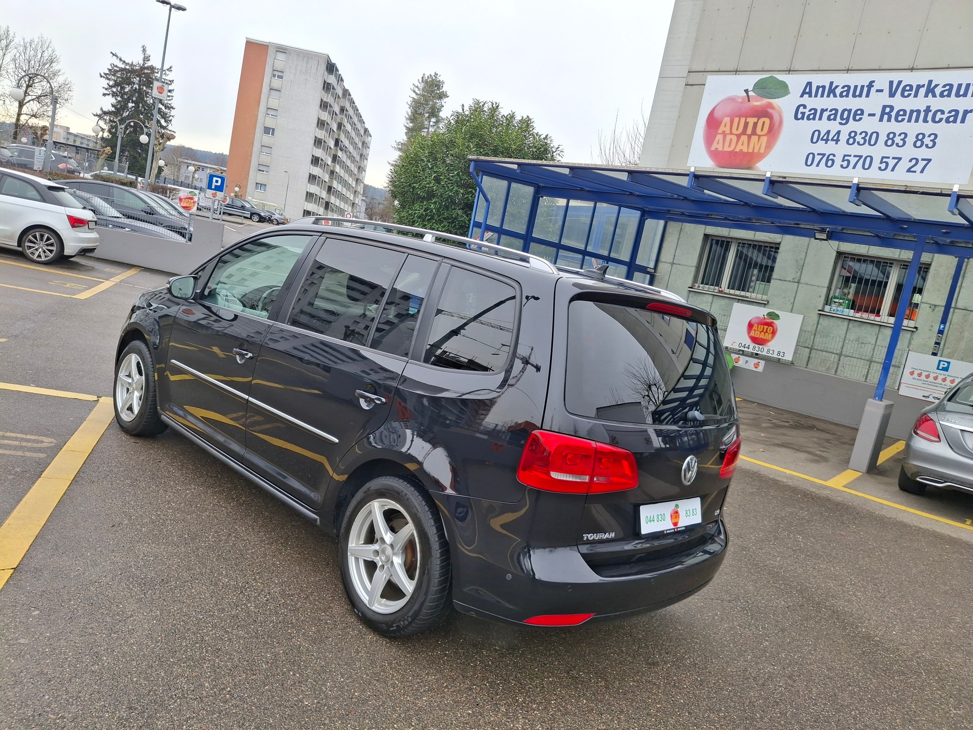 VW Touran 1.4 TSI Design DSG-image-30