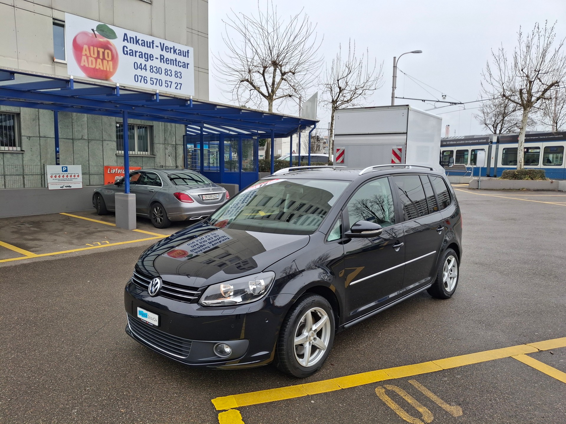 VW Touran 1.4 TSI Design DSG-image-21