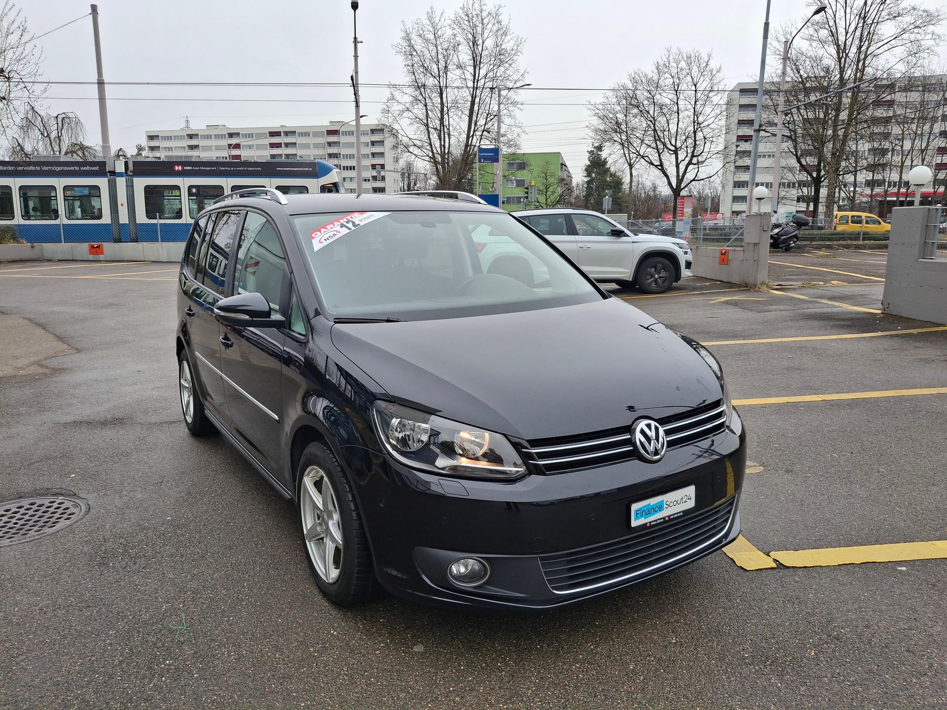VW Touran 1.4 TSI Design DSG-image-17