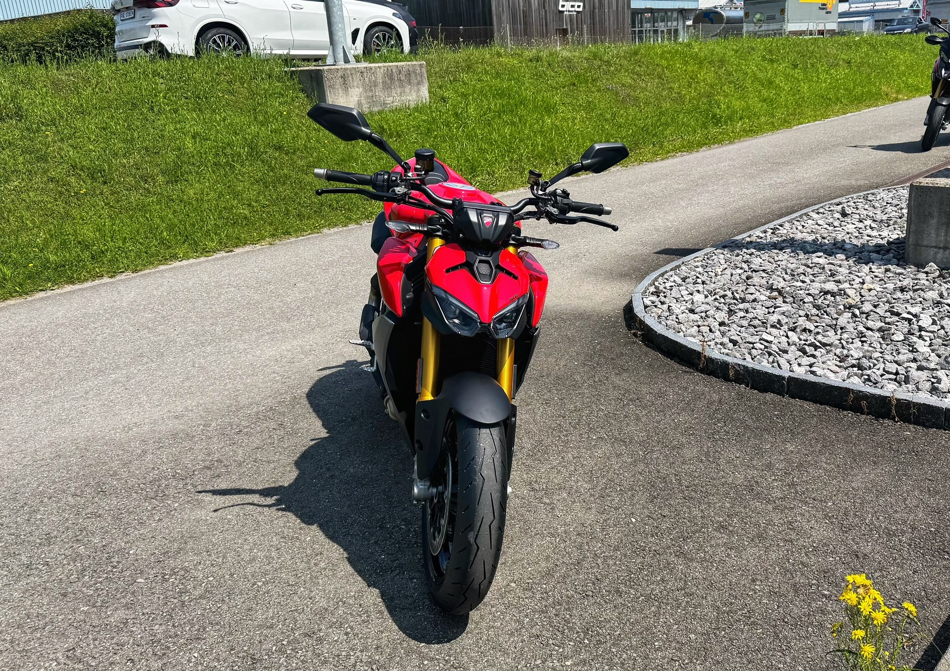 DUCATI Streetfighter V2 S-image-2