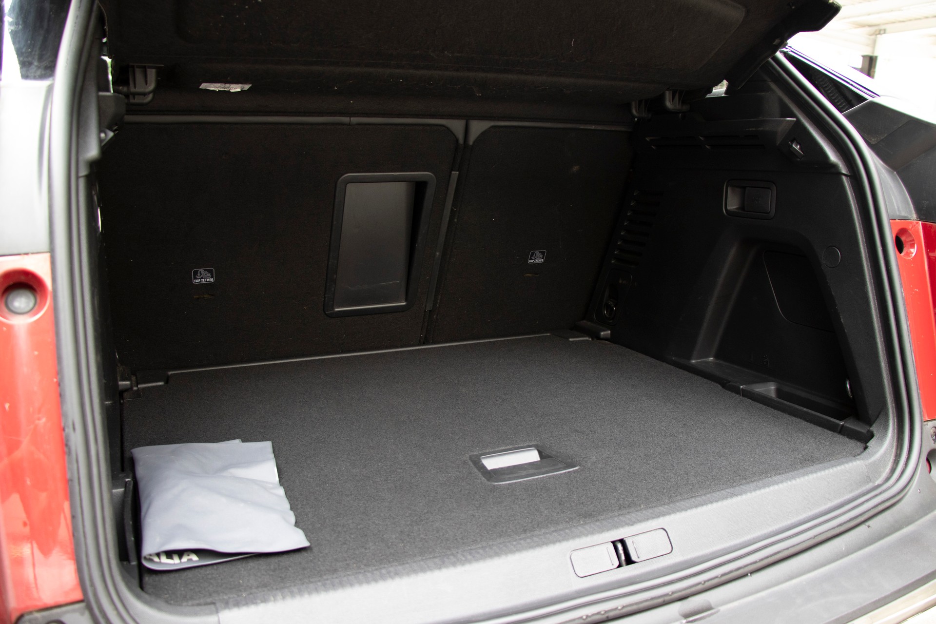 PEUGEOT 3008 1.5 BlueHDi GT Line EAT-image-9