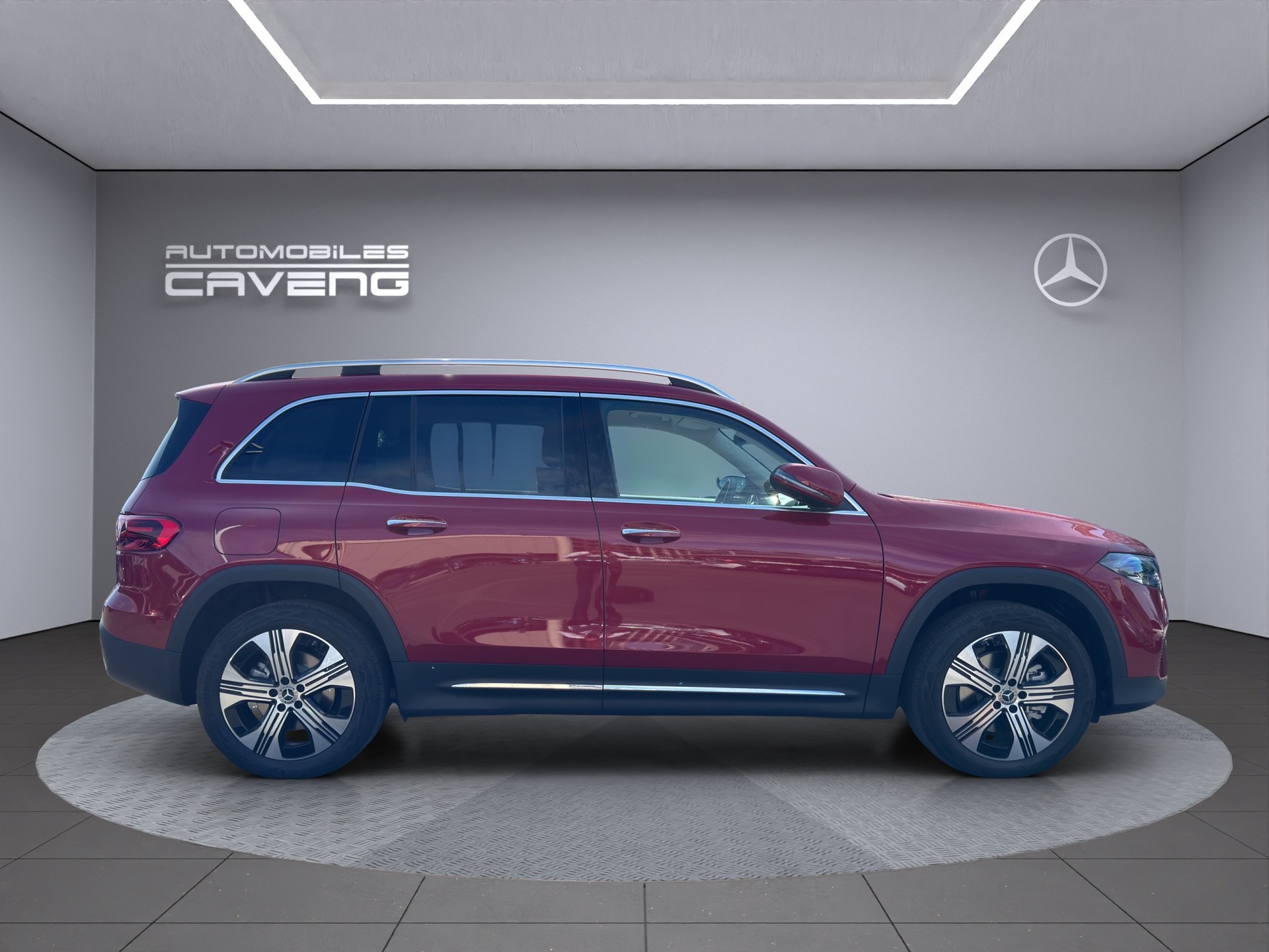MERCEDES-BENZ EQB 350 66,5 kWh 4Matic Swiss Star-image-5
