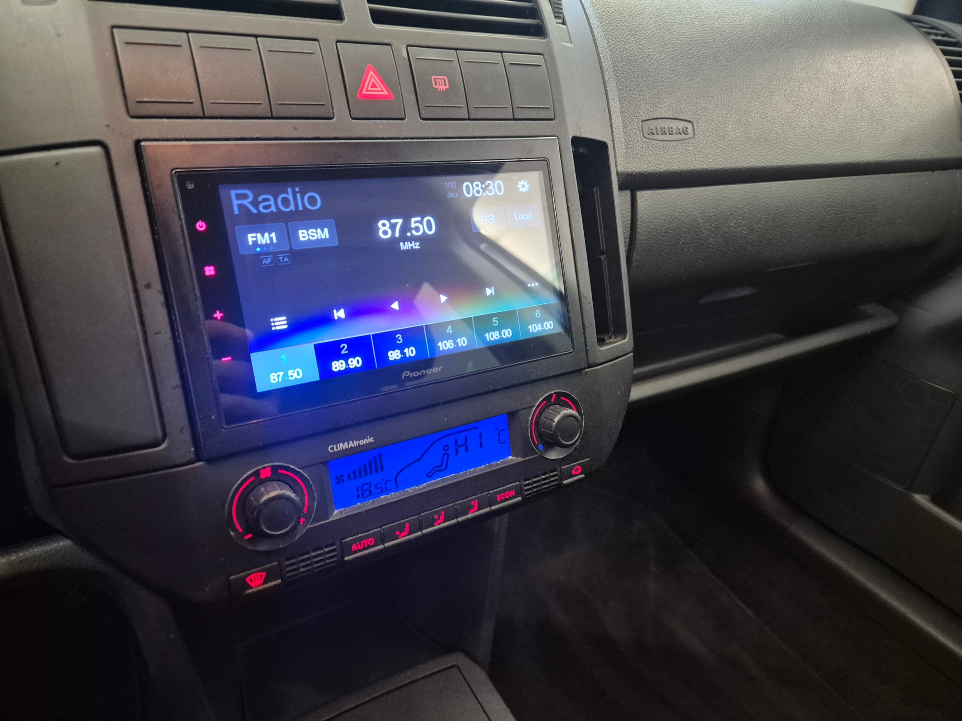 LAND ROVER 180ch automatique-image-5
