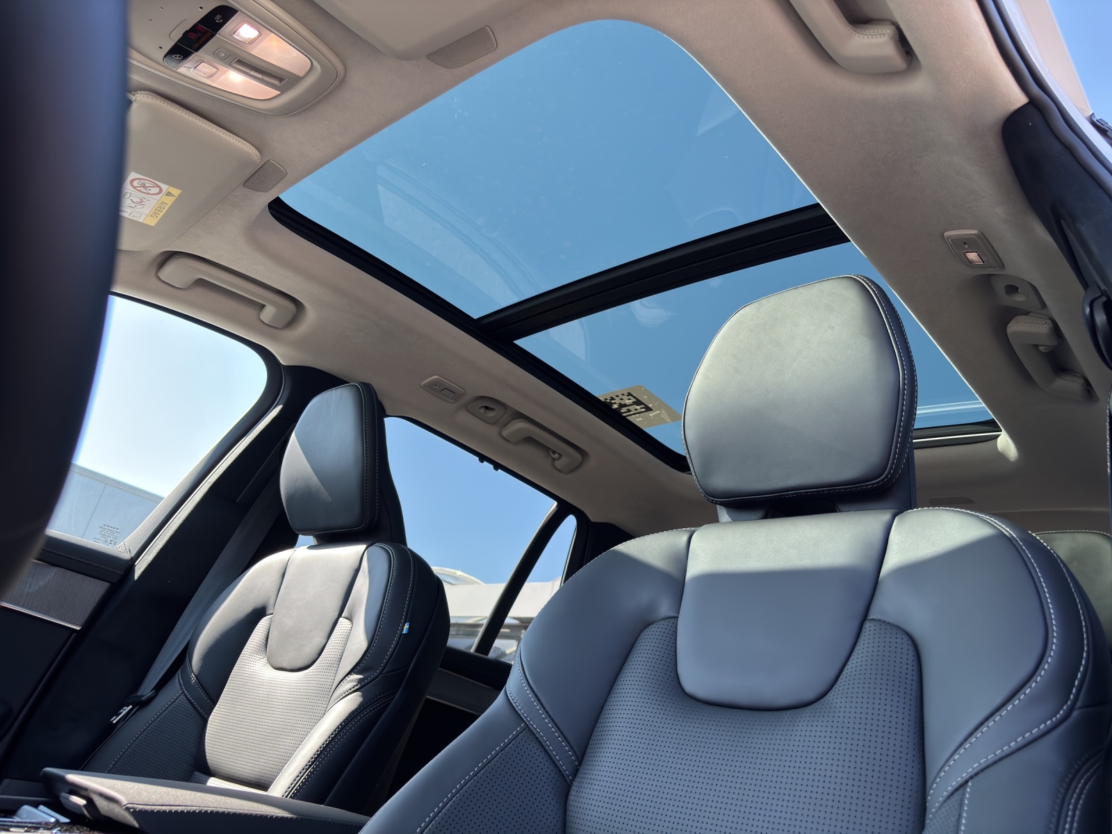 VOLVO XC90 2.0 T8 TE Ultra Dark eAWD-image-13