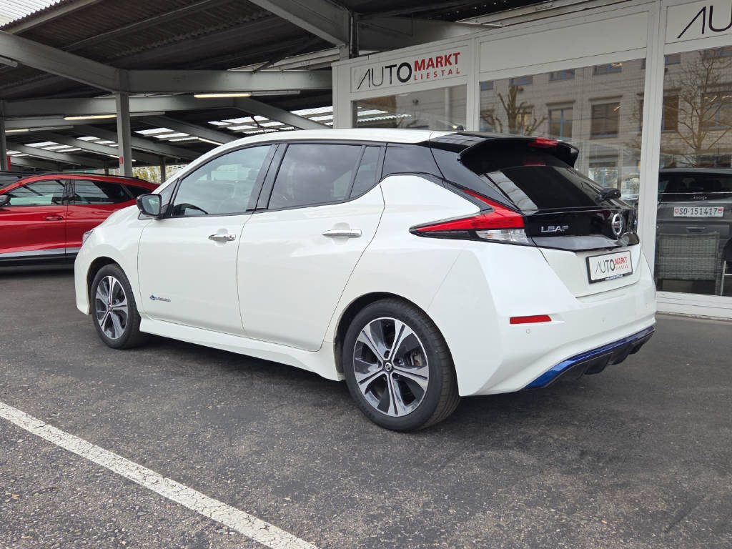 NISSAN Leaf Tekna-image-2