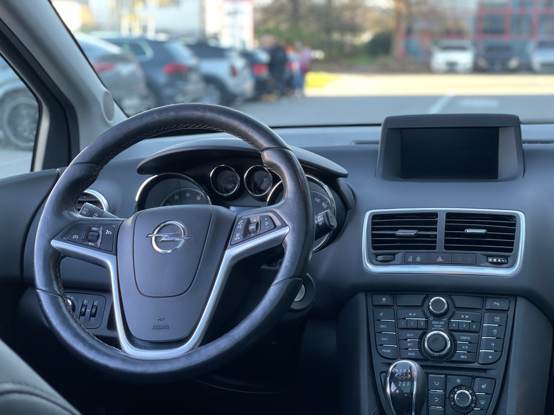 OPEL Meriva 1.4 Turbo Cosmo-image-9