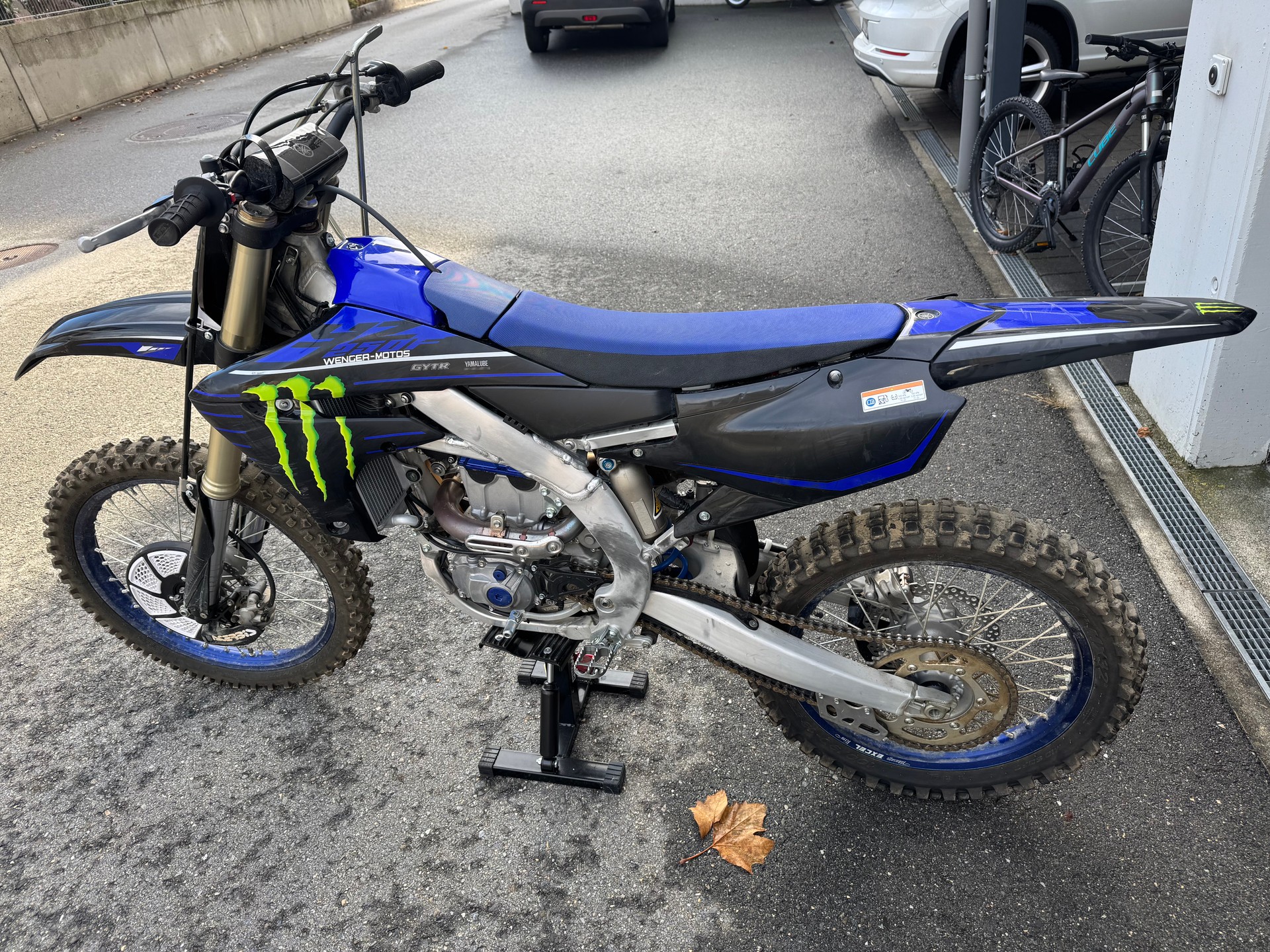 YAMAHA YZ250F Monster-image-1