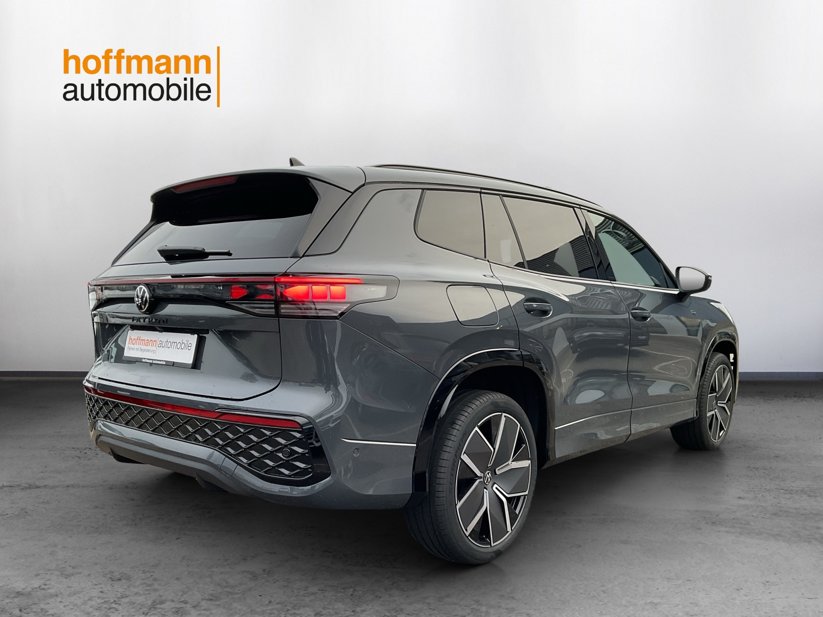 VW Tayron 2.0 TSI R-Line DSG 4Motion-showroom-element-3