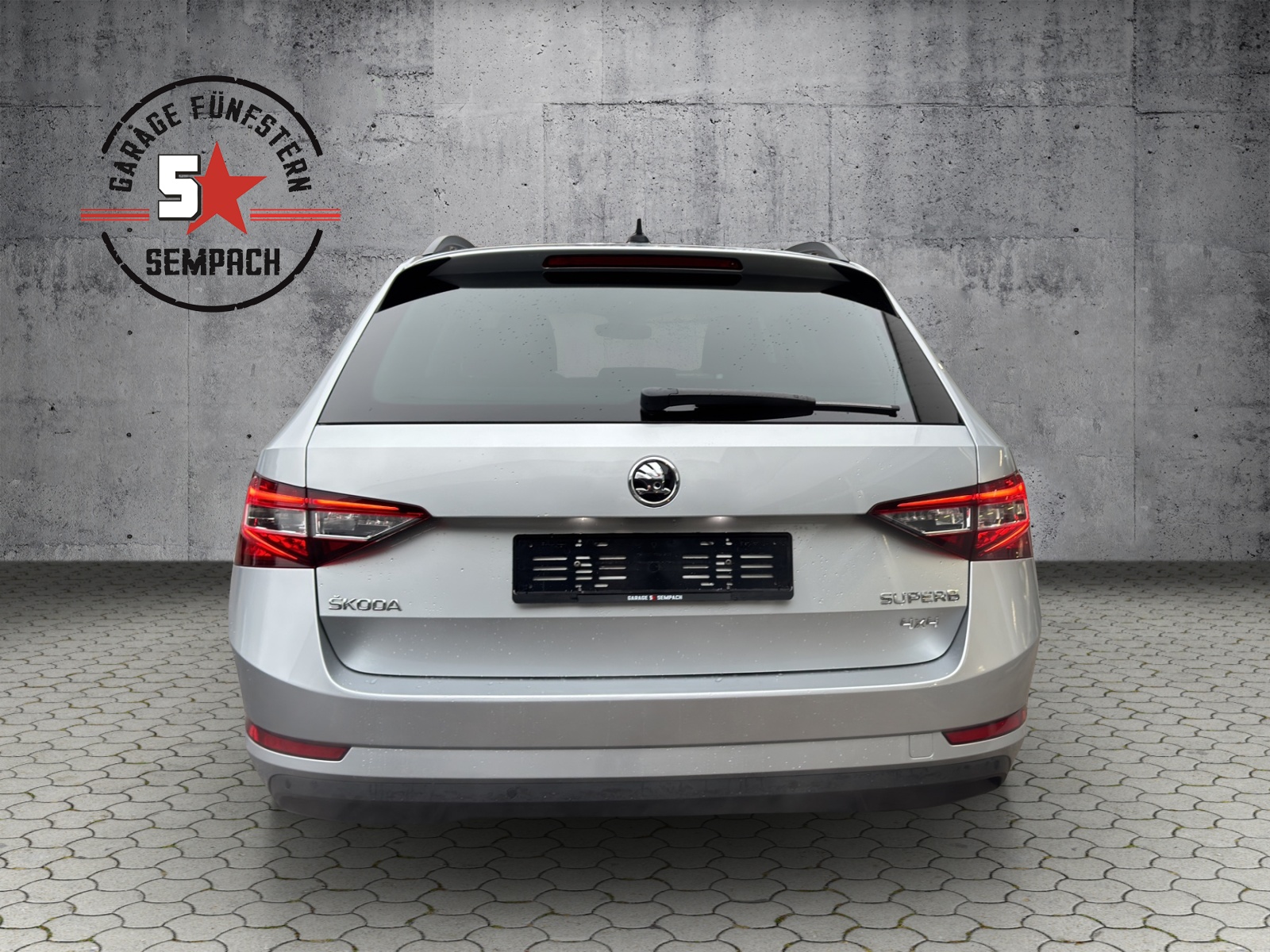 SKODA Superb Combi 2.0 TDi Ambition 4x4 DSG-showroom-element-3