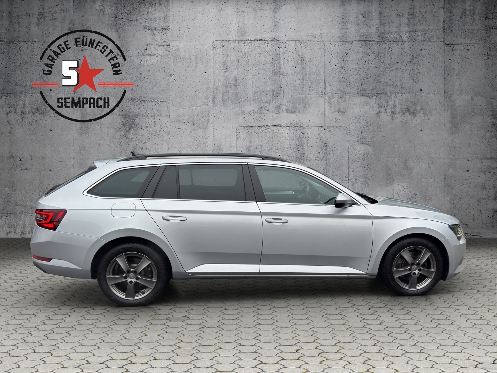 SKODA Superb Combi 2.0 TDi Ambition 4x4 DSG-image-5