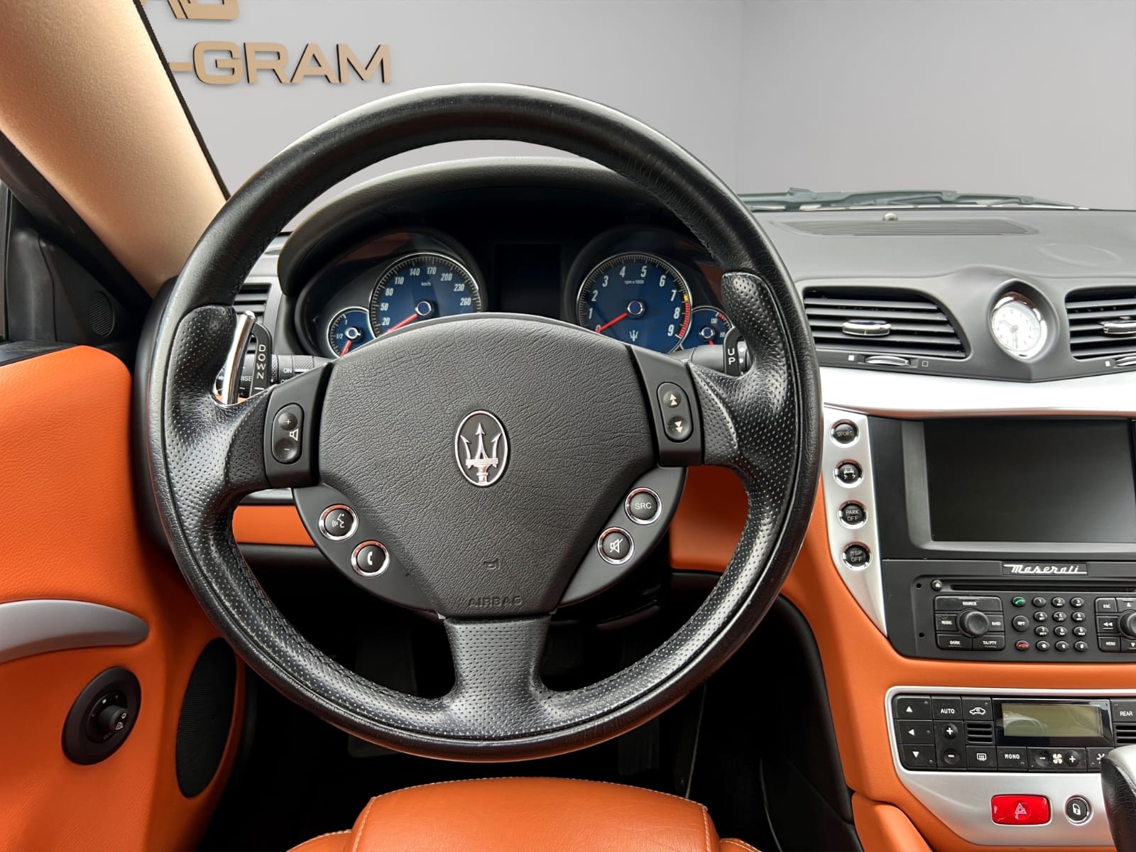 MASERATI GranTurismo Automatica-image-14