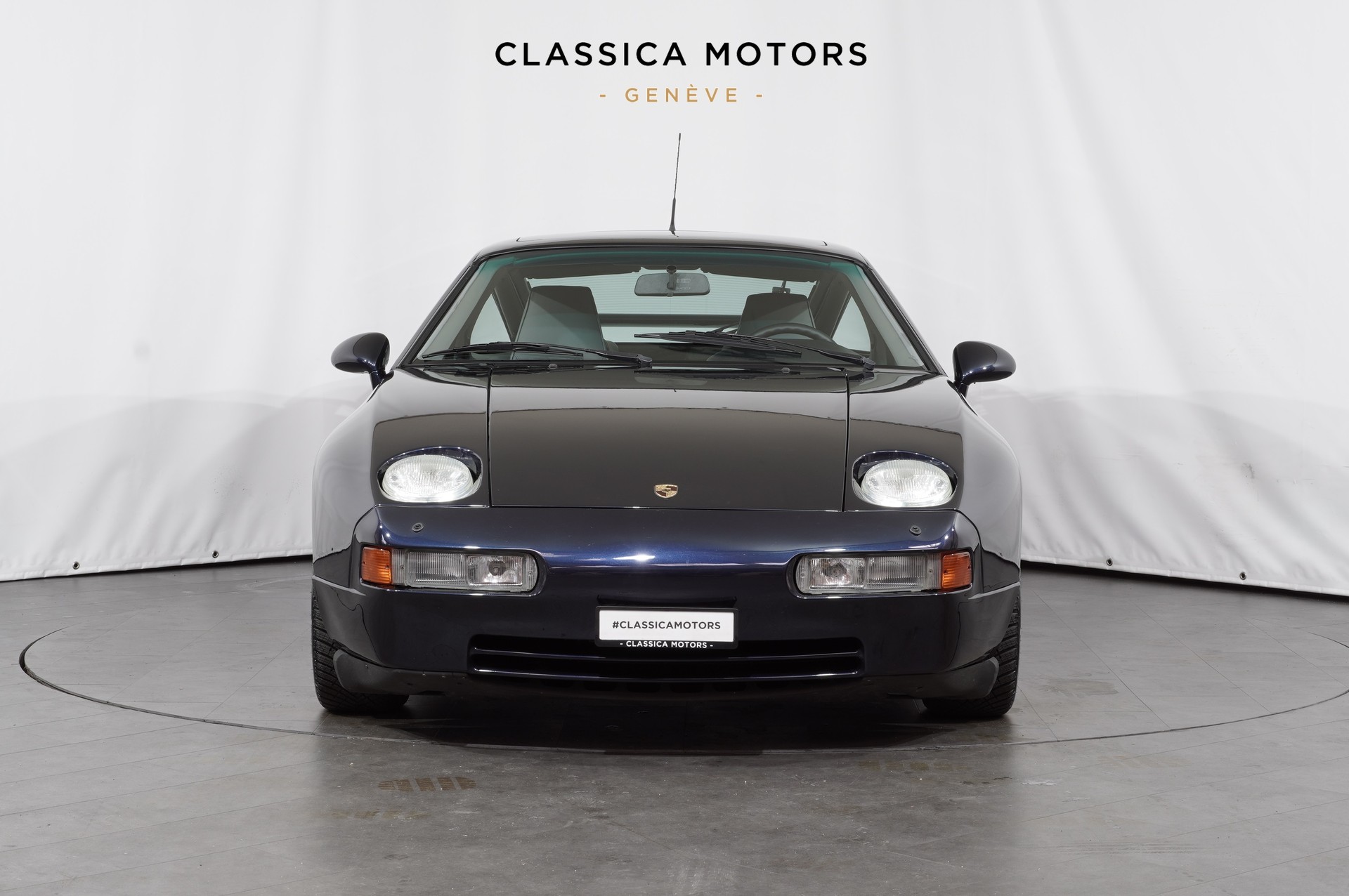 PORSCHE 928 GTS-image-8