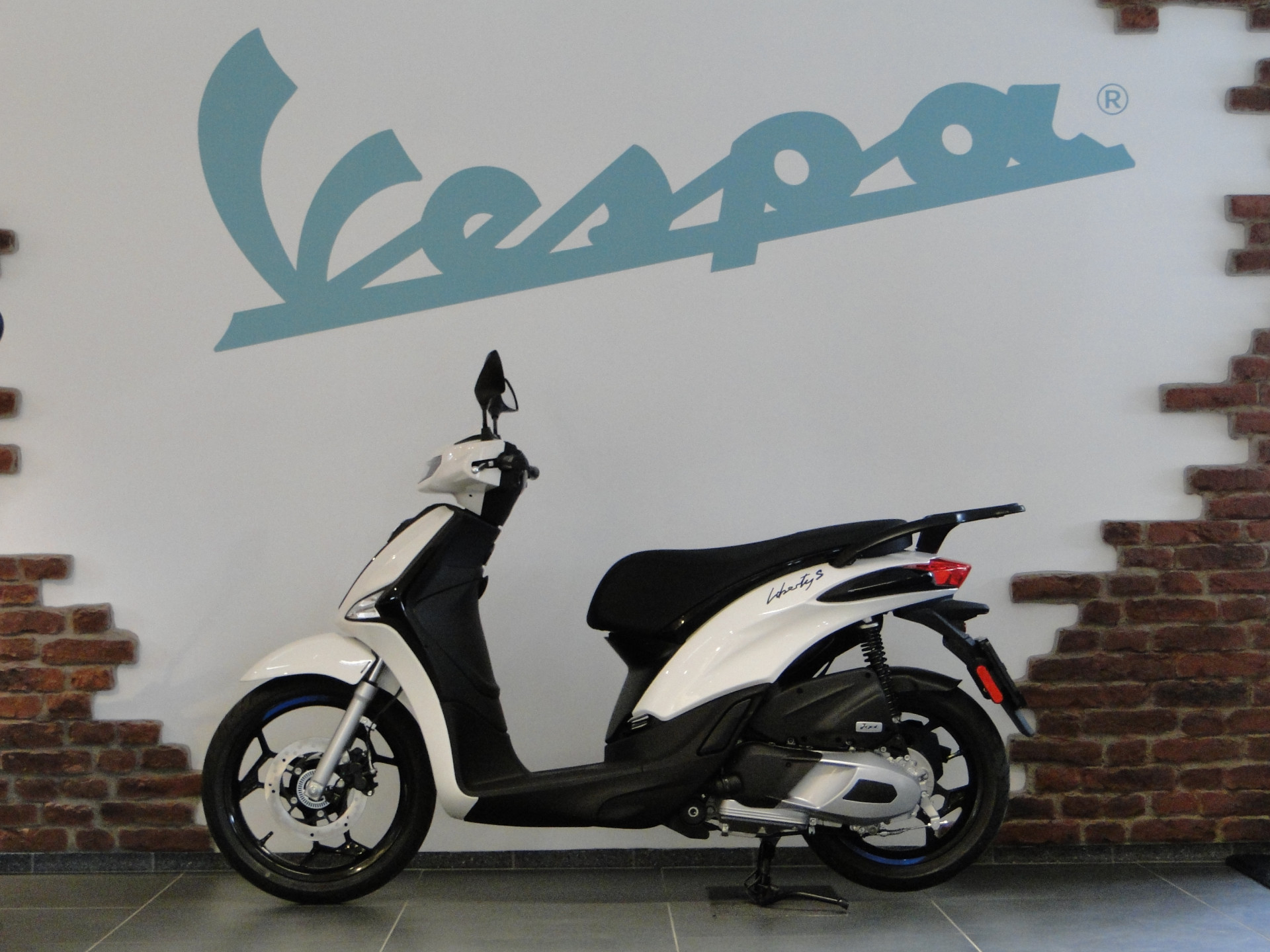 PIAGGIO Liberty 125 Sport-image-0