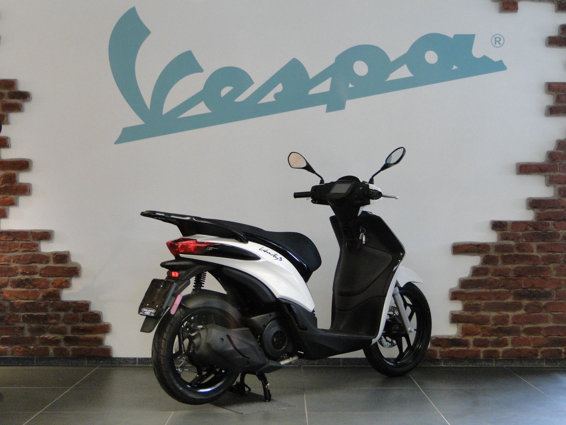 PIAGGIO Liberty 125 Sport-image-3