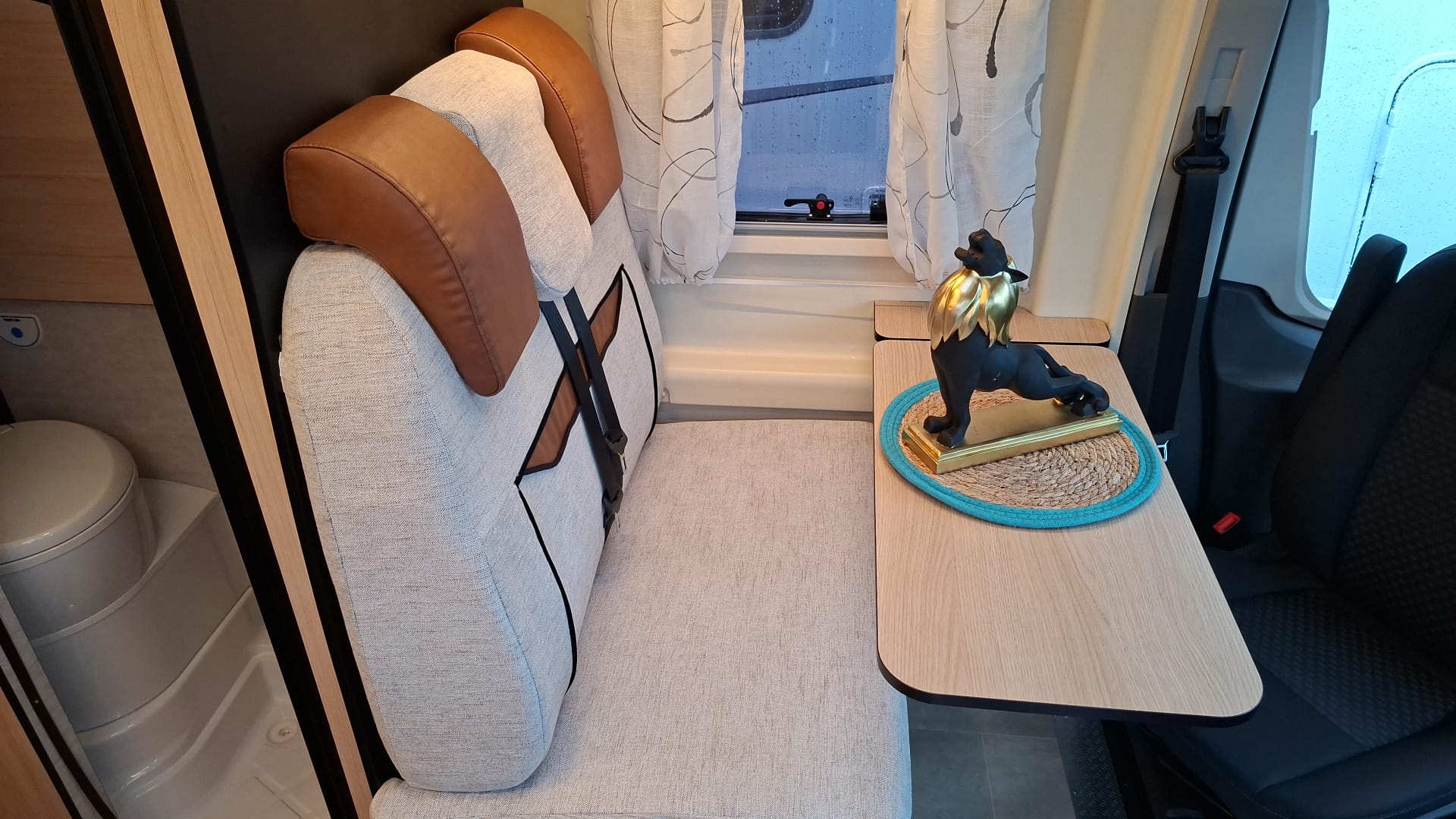 RIMOR Rimorvan 238***Unschlagbar in Preis und Leistung: Nirgendwo bekommen Sie mehr Wohnmobil für Ihr Geld als bei Rimor***-showroom-element-1