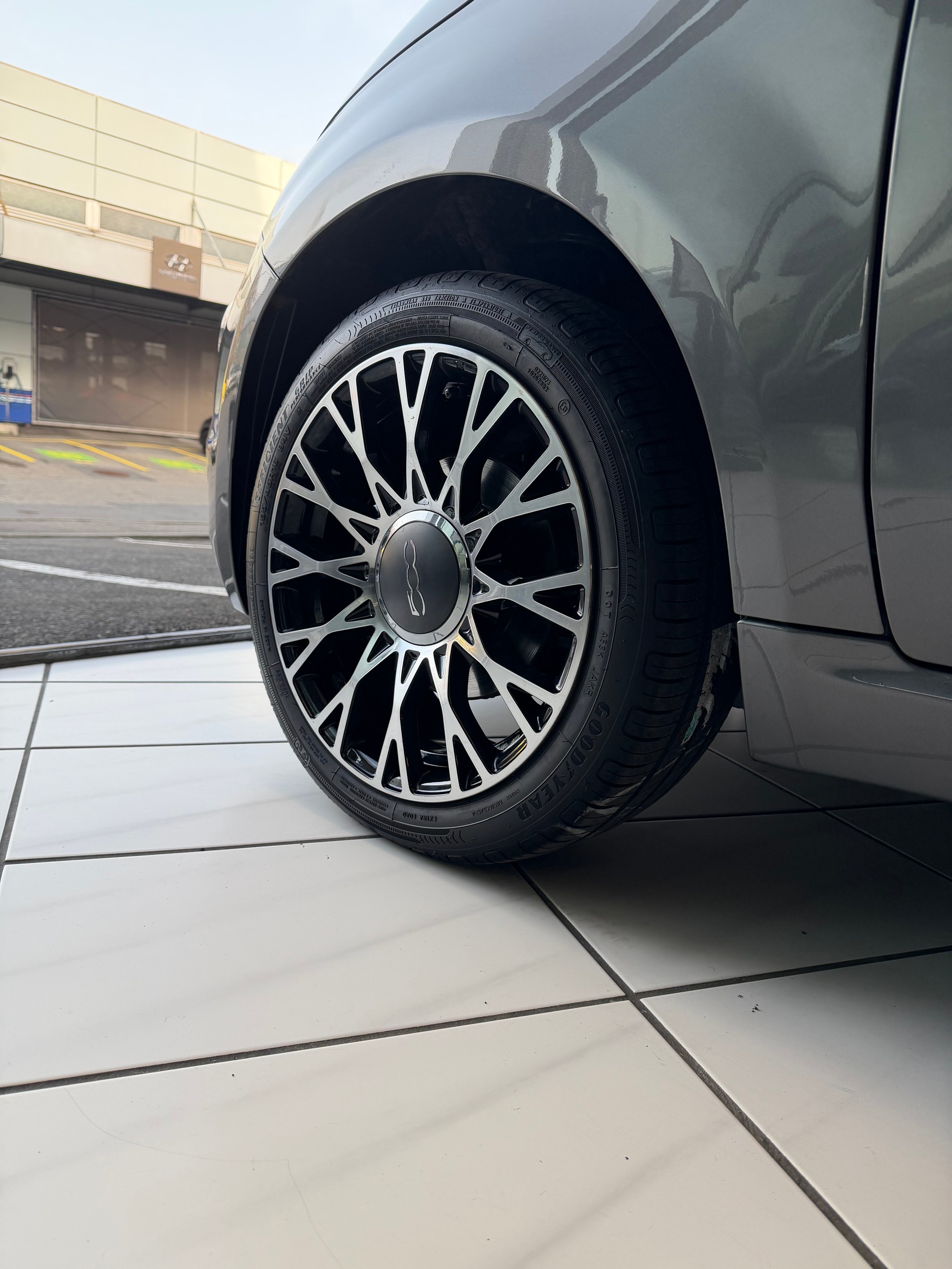 FIAT 500 1.0 N3 MildHybrid Swiss Edition-image-16