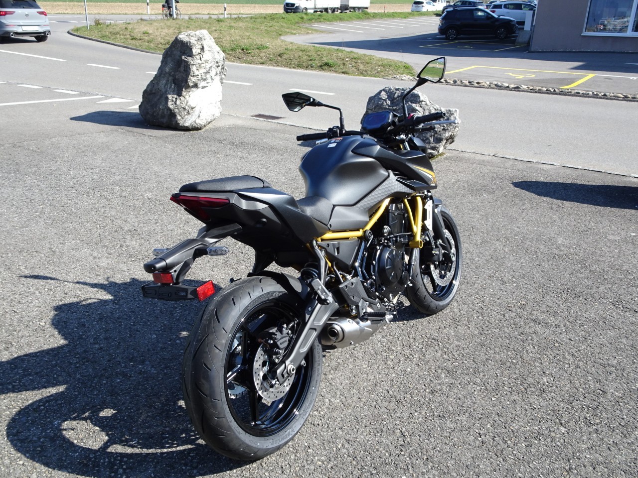 KAWASAKI Z 650 S (35kW)-image-5