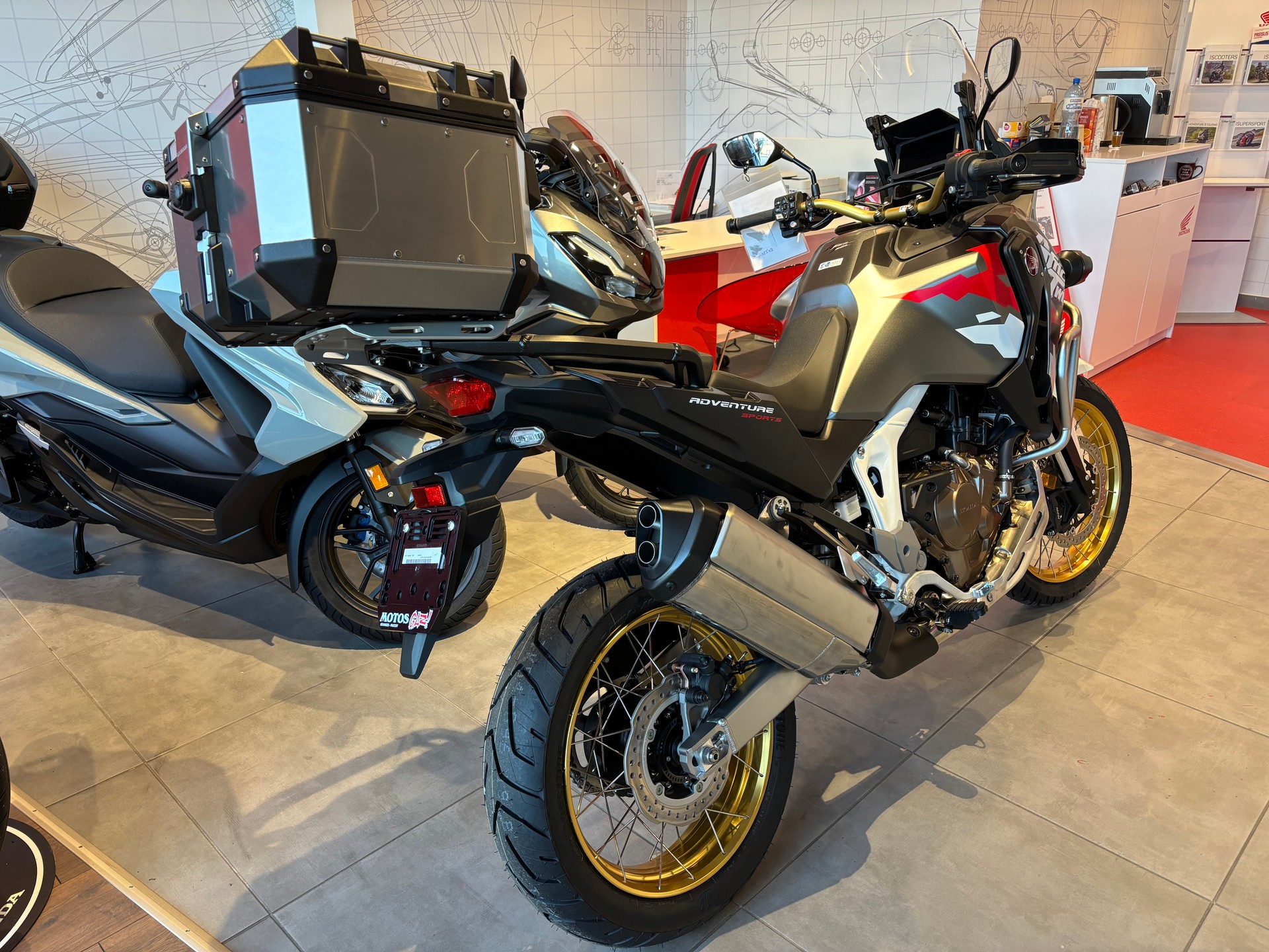 HONDA CRF 1100 Africa Twin Adventure Sports-image-4