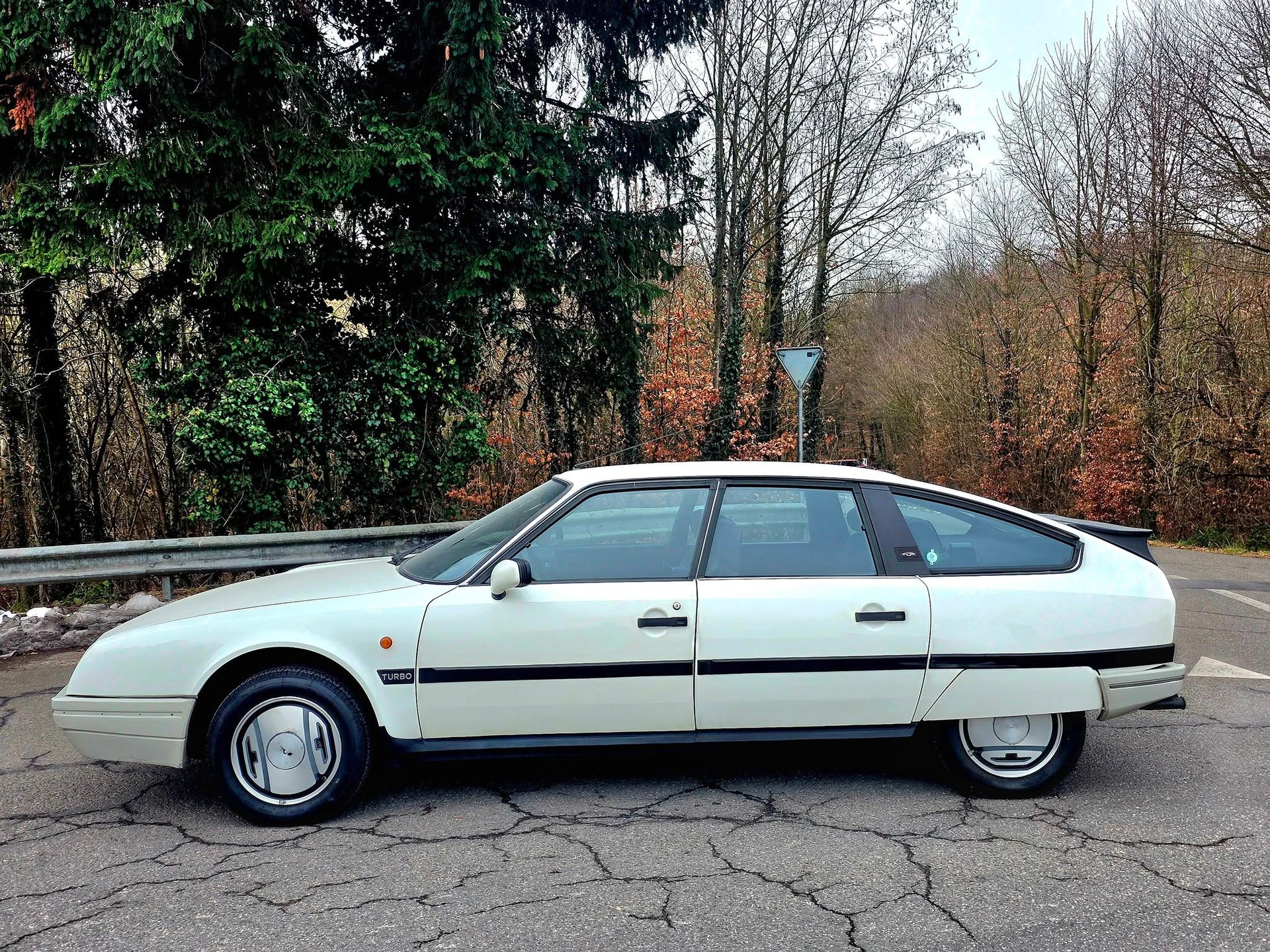 CITROEN CX Sedan 25 Prestige Turbo 2-image-10