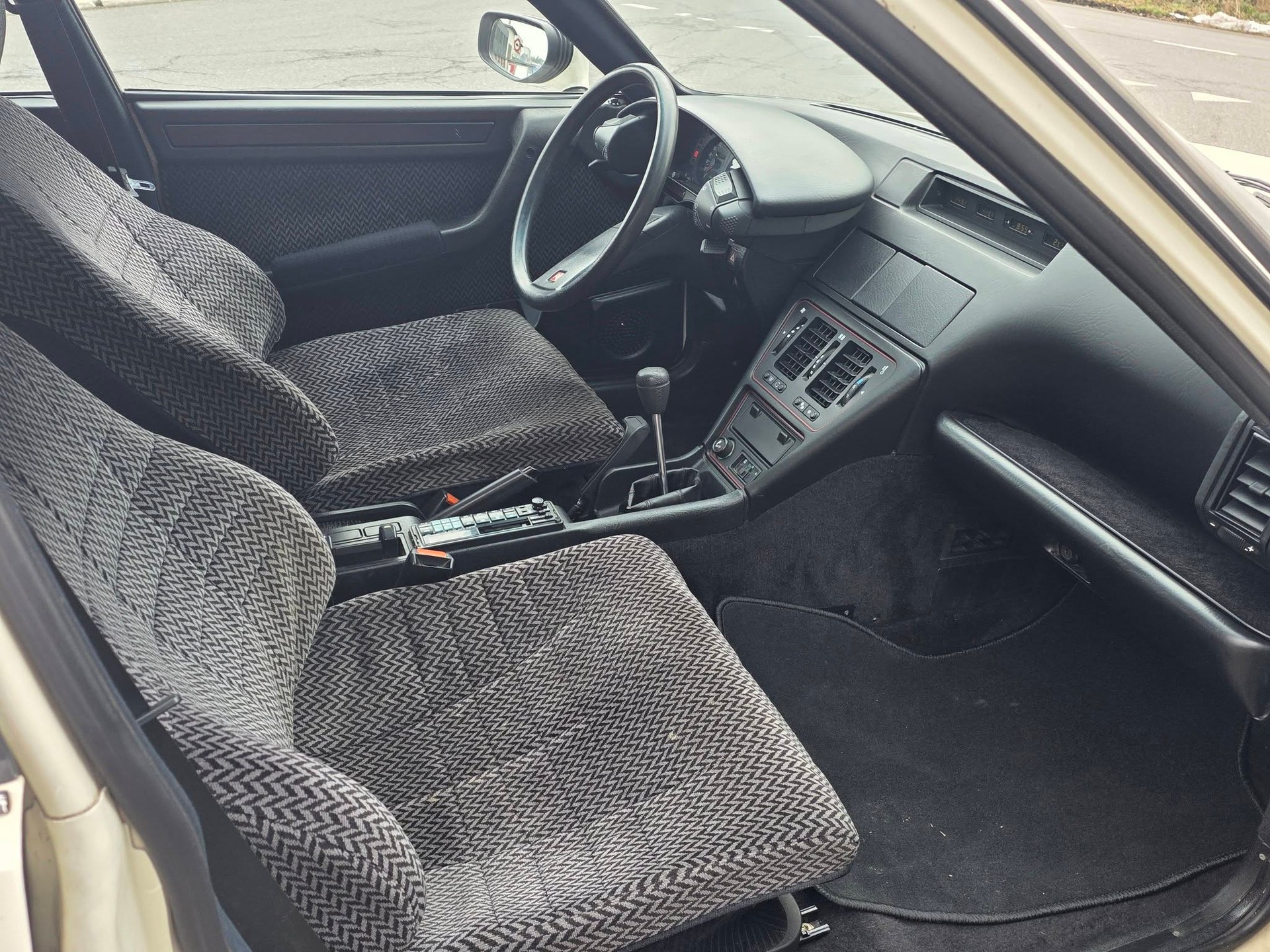 CITROEN CX Sedan 25 Prestige Turbo 2-image-3