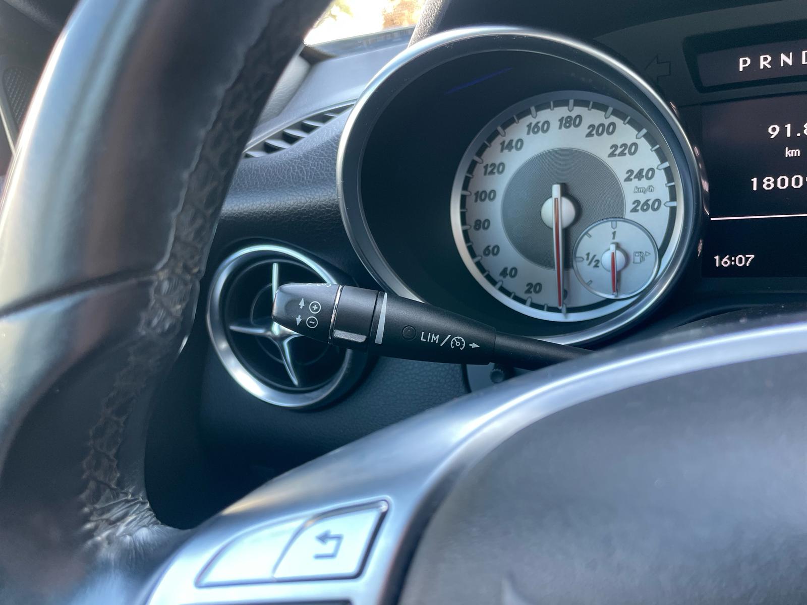MERCEDES-BENZ SLK 350 7G-Tronic (36)-image-12