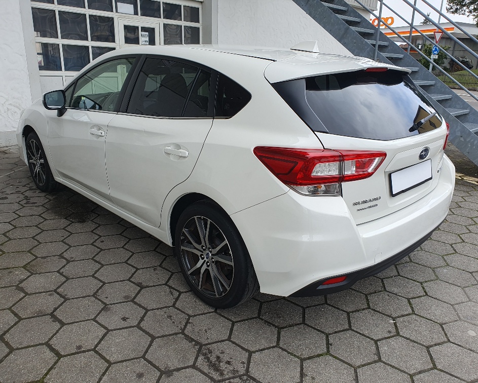 SUBARU Impreza 2.0 Swiss Plus AWD Lineartronic-showroom-element-3