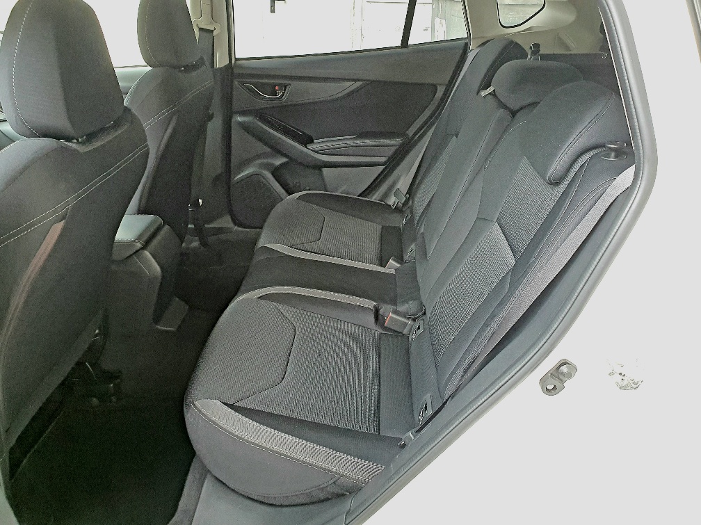 SUBARU Impreza 2.0 Swiss Plus AWD Lineartronic-image-9
