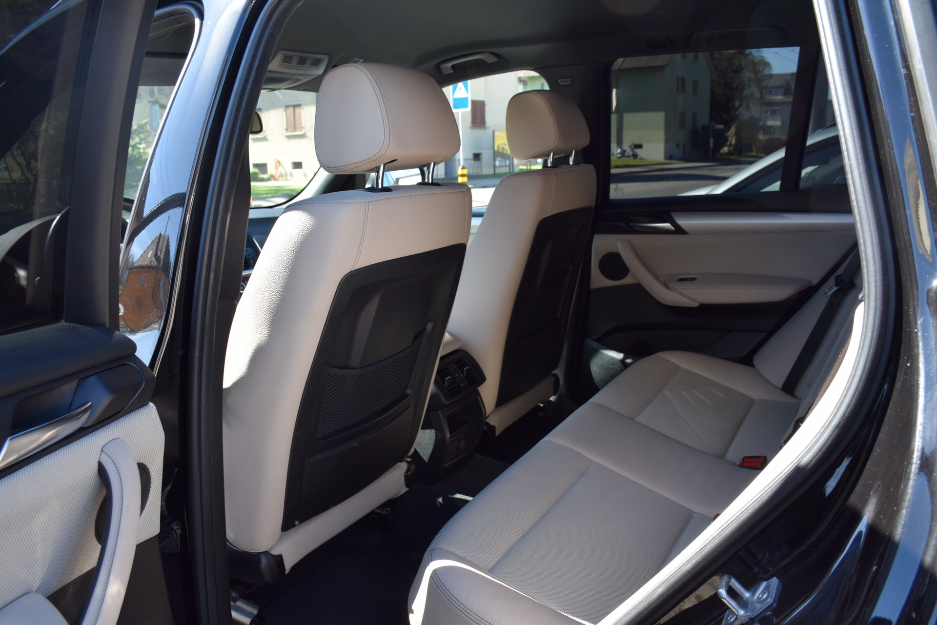 BMW X3 xDrive 20d Steptronic-image-14