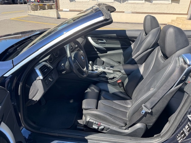 BMW 430i xDrive Cabrio-image-11