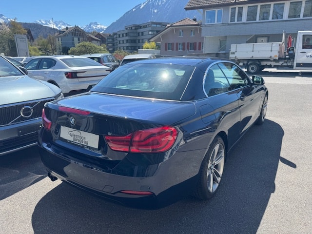 BMW 430i xDrive Cabrio-image-8