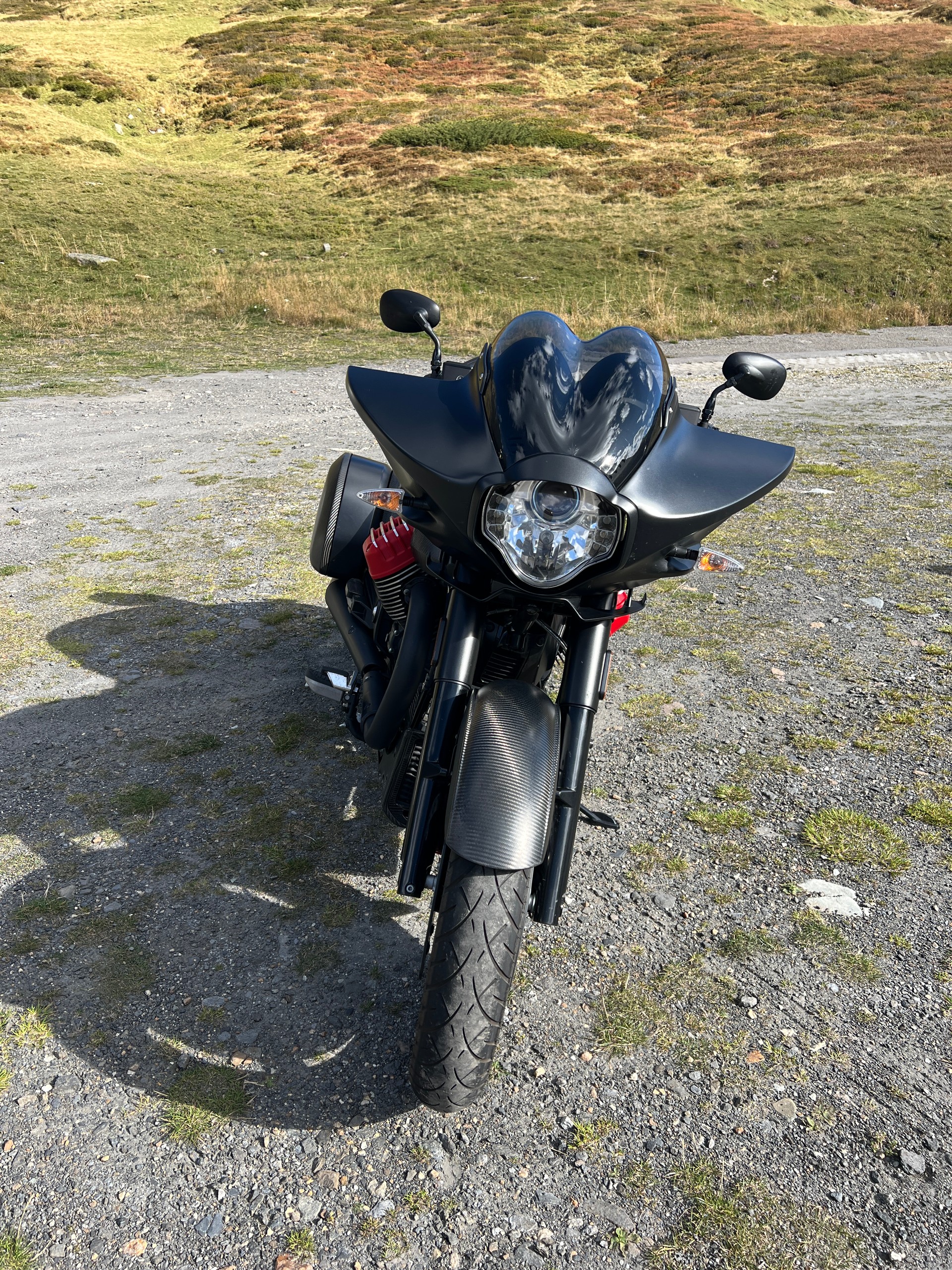 MOTO GUZZI MGX 21 1400 ABS-image-2