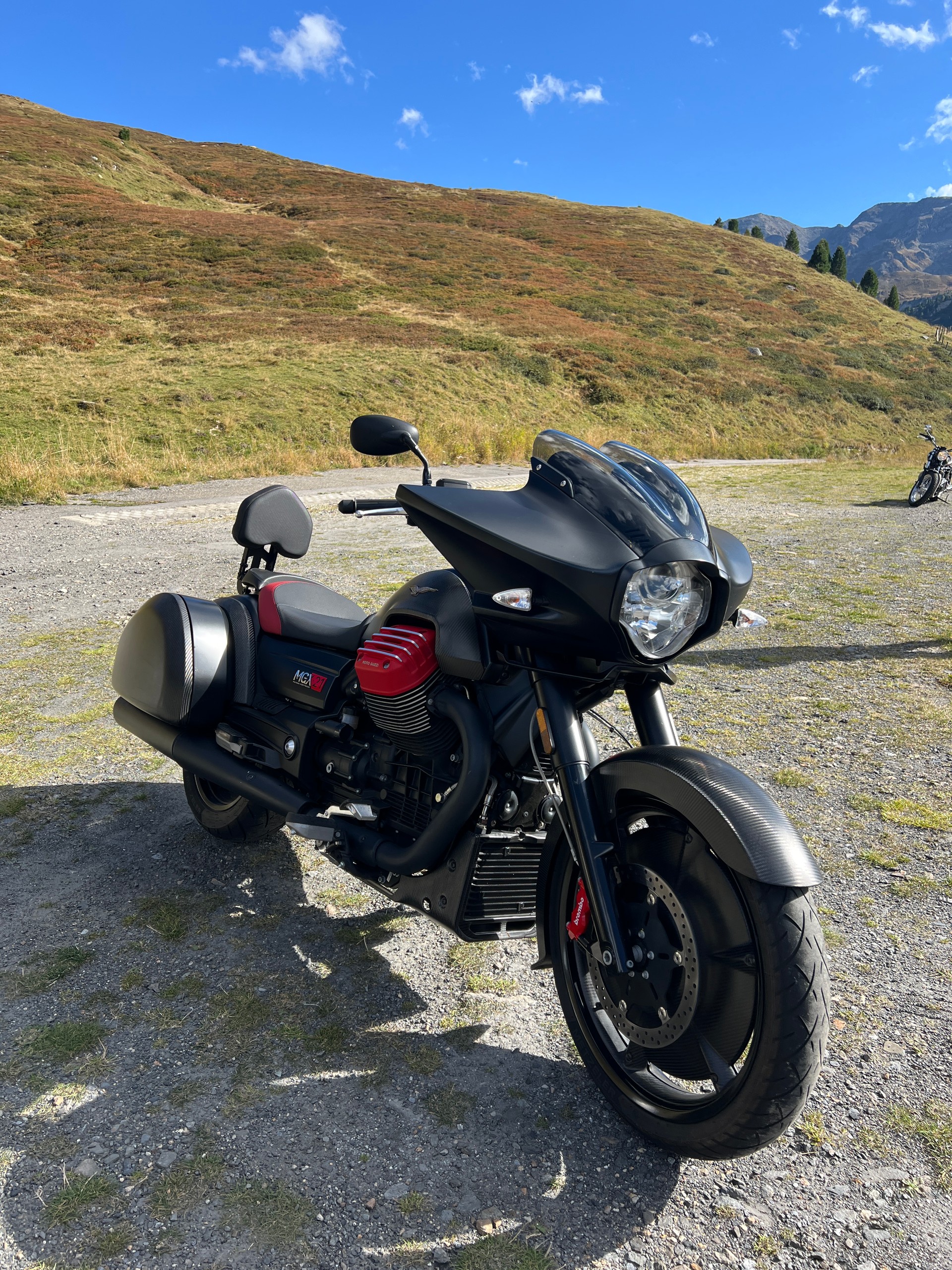 MOTO GUZZI MGX 21 1400 ABS-image-1