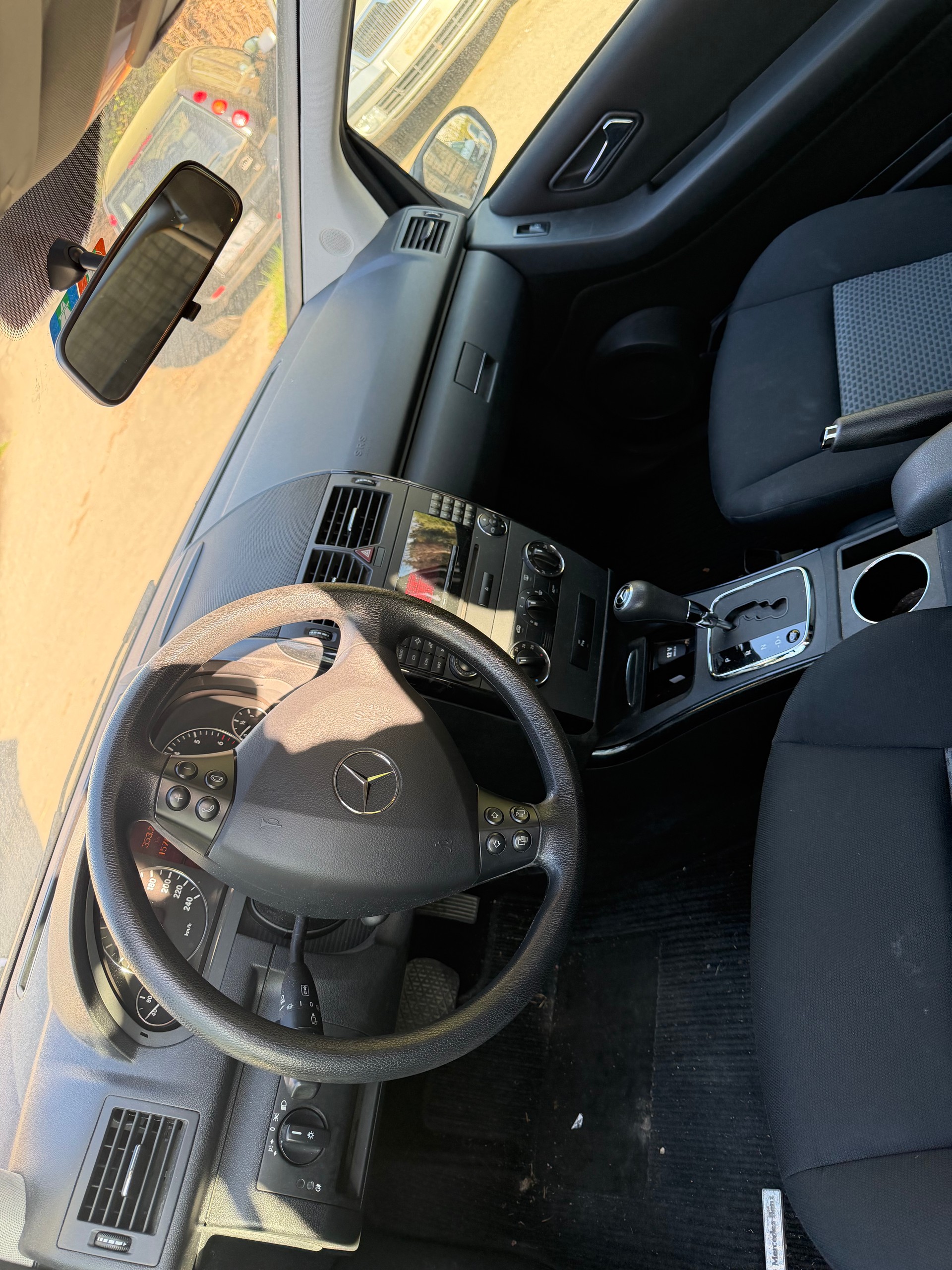 MERCEDES-BENZ A 150 Avantgarde-image-4