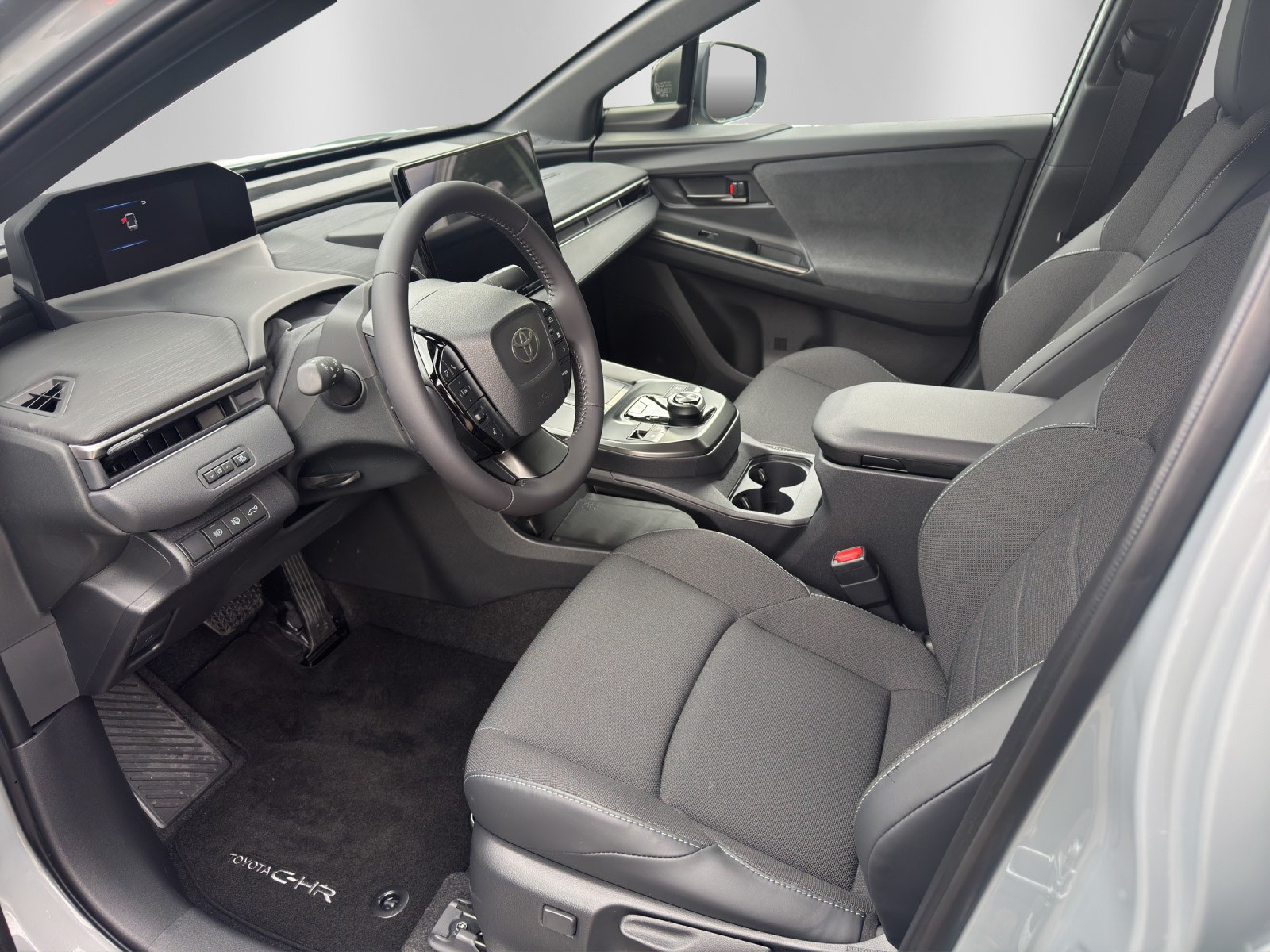 TOYOTA C-HR+ 77 kWh Style AWD-image-11