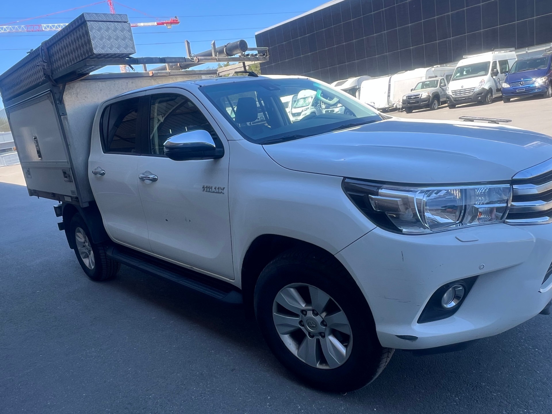 TOYOTA Hilux 2.4-4D 50 Years Edition Double Cab 4x4 A-image-8