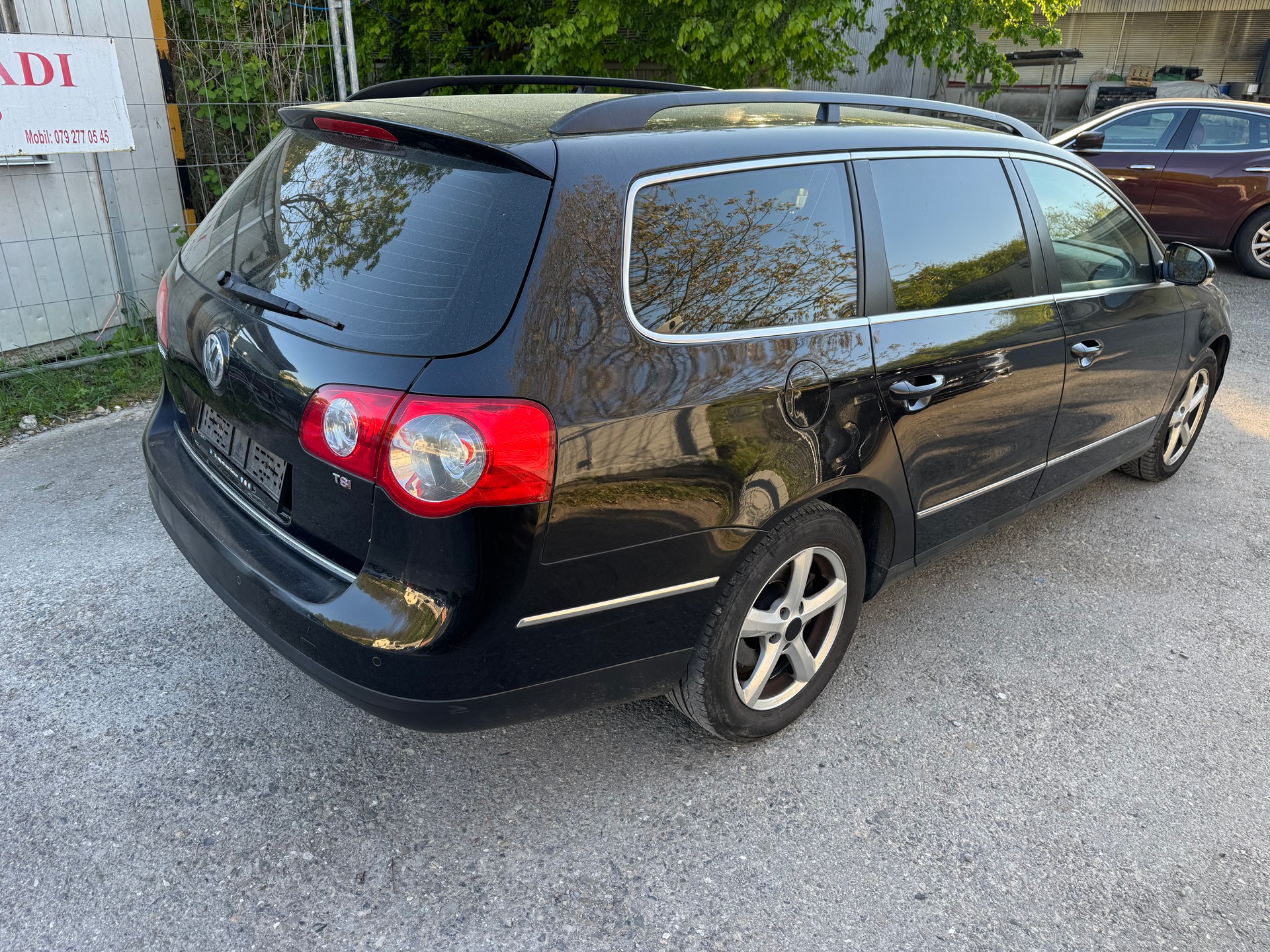 VW Passat Variant 1.8 TSI-image-3