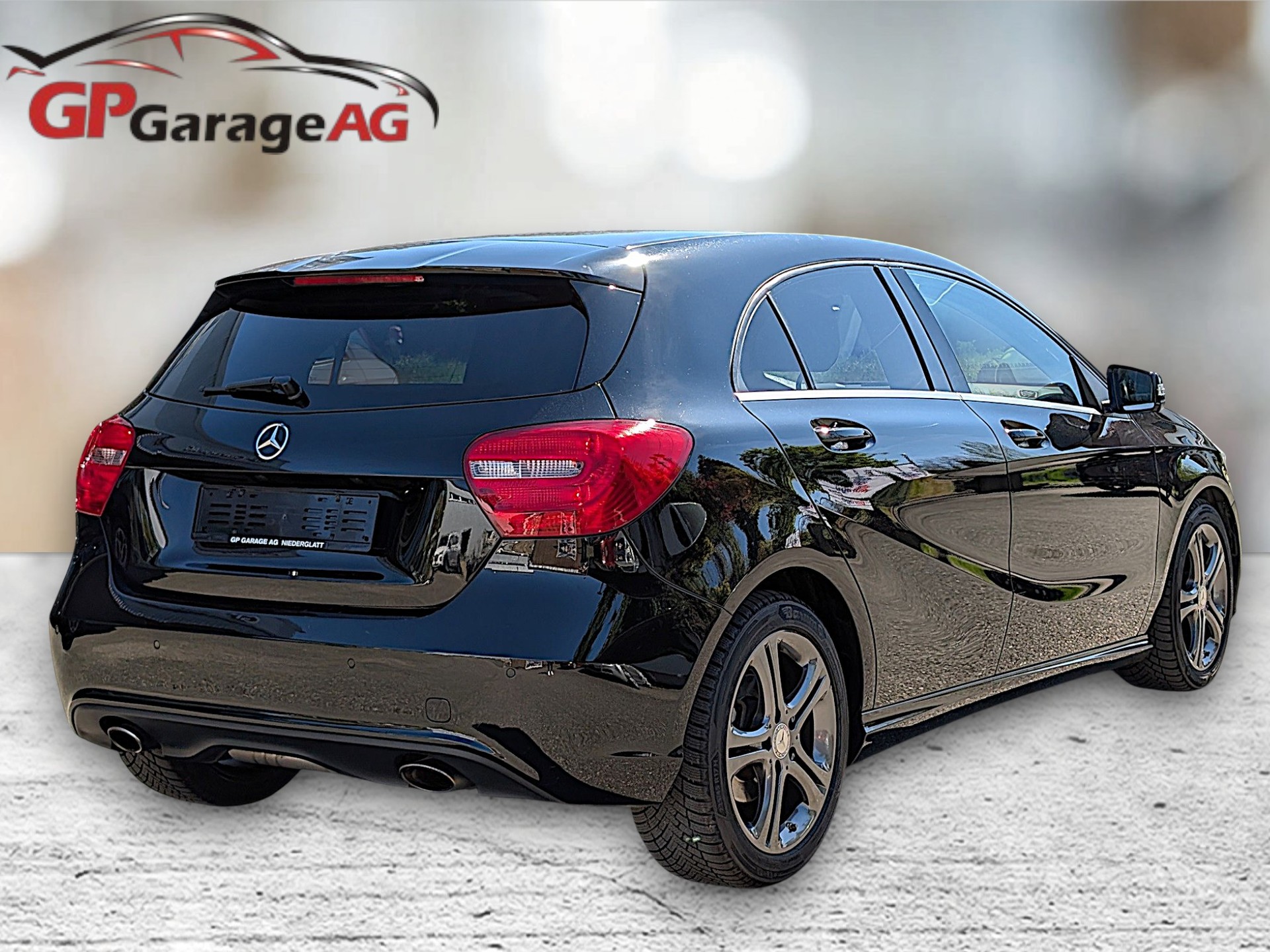 MERCEDES-BENZ A 200 Urban 7G-DCT-image-4