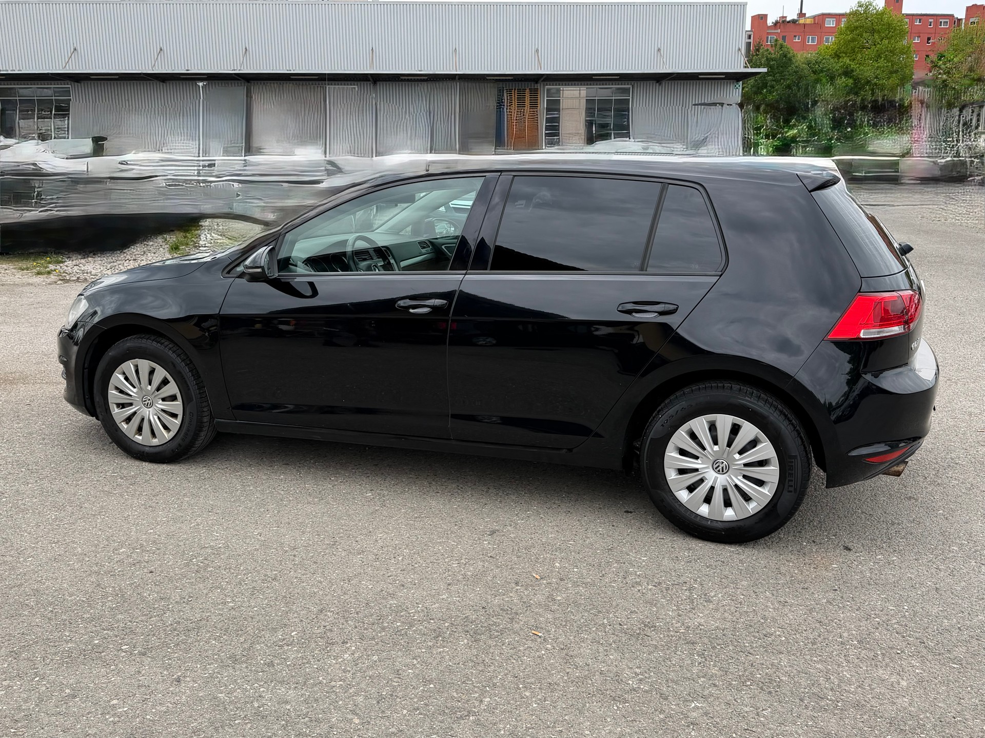 VW Golf 1.6 TDI Comfortline DSG-image-7