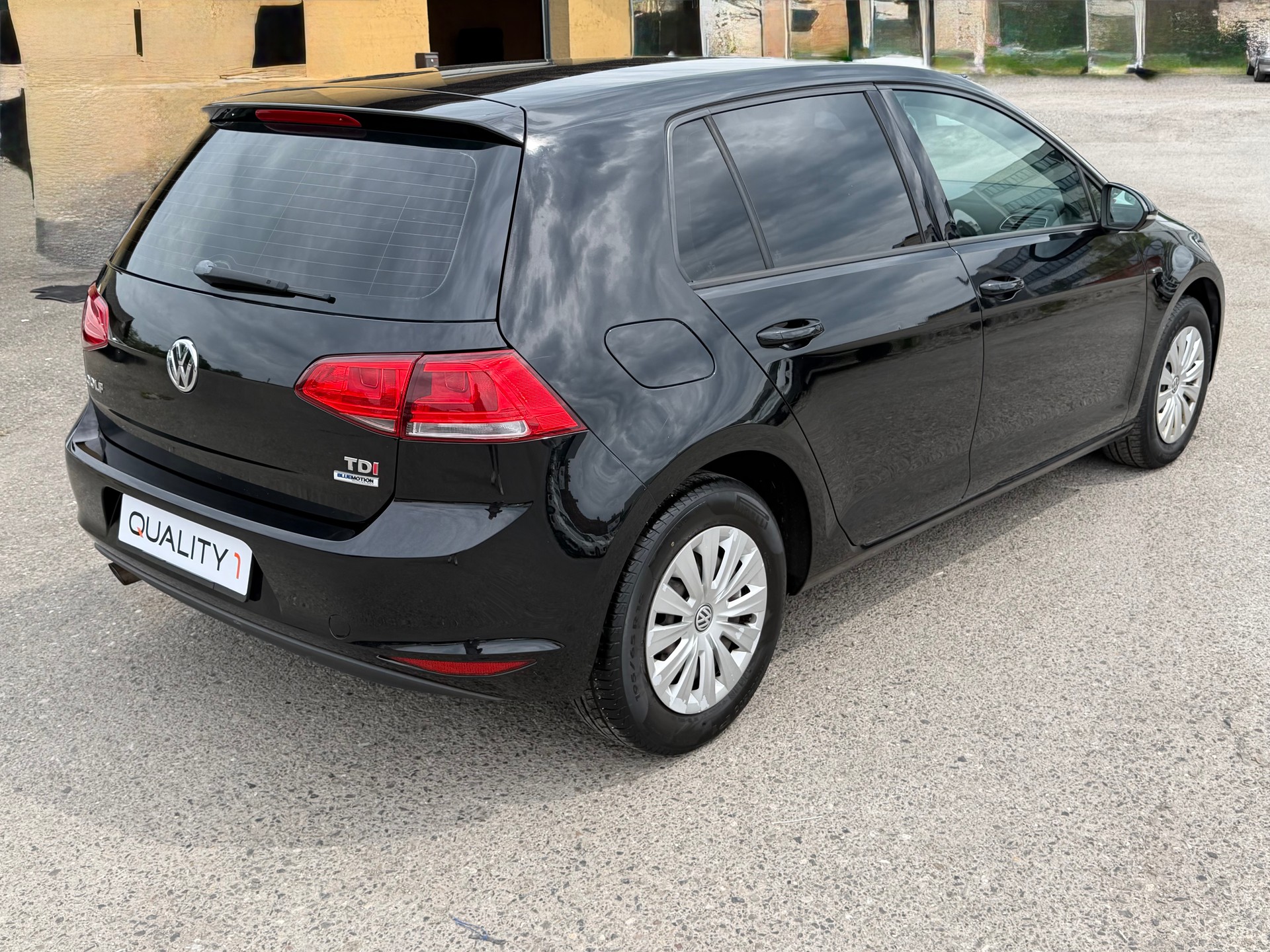 VW Golf 1.6 TDI Comfortline DSG-image-18