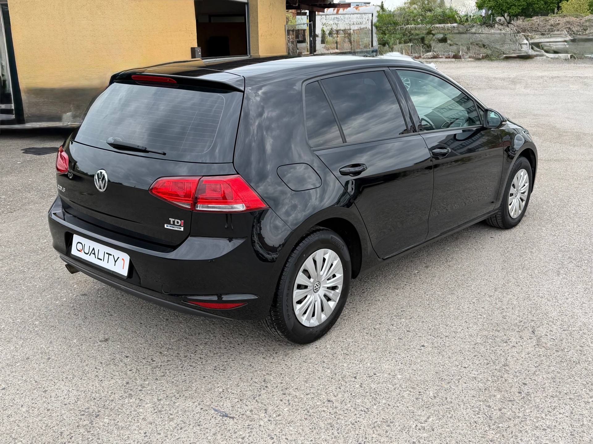 VW Golf 1.6 TDI Comfortline DSG-image-4